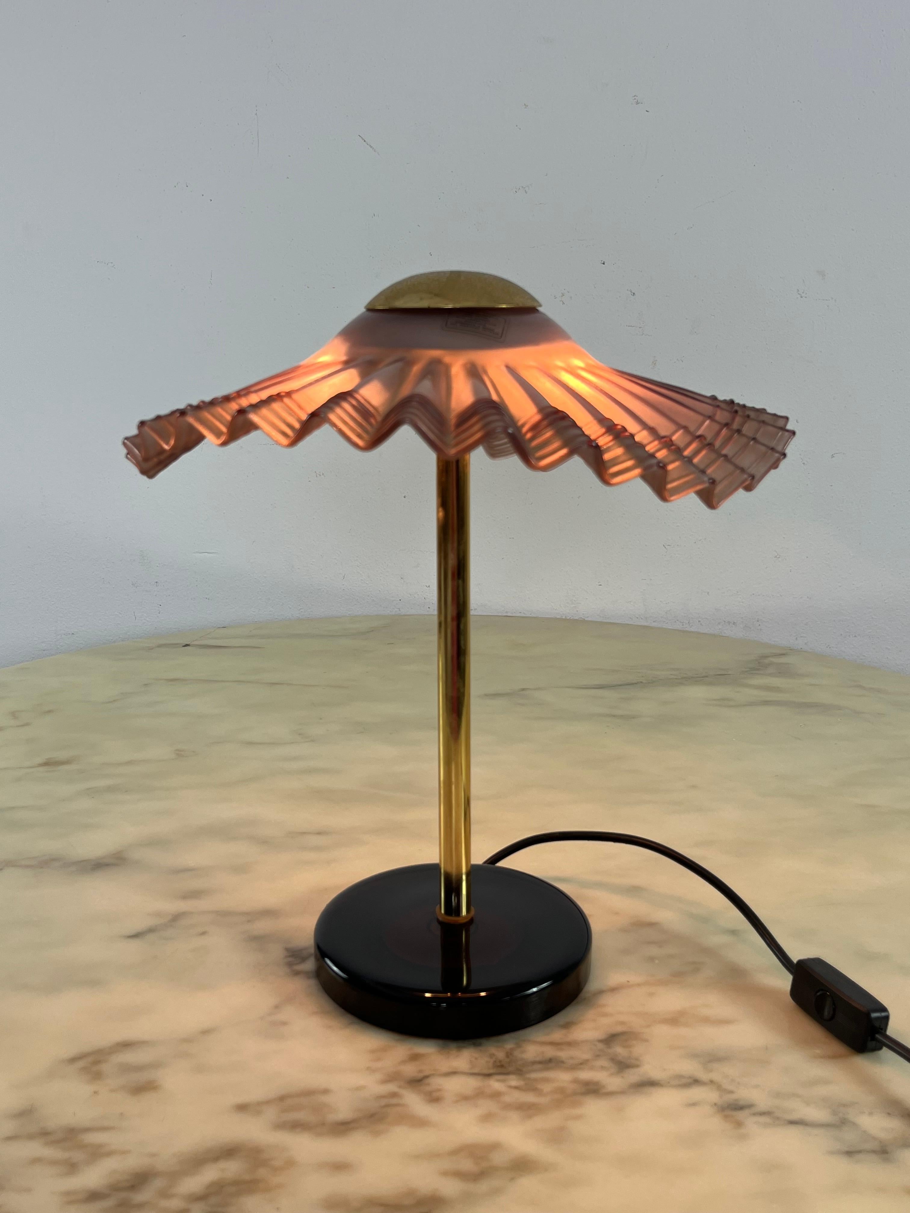 Lámpara de sobremesa de cristal de Murano de mediados de siglo, años 60 Italiano en venta