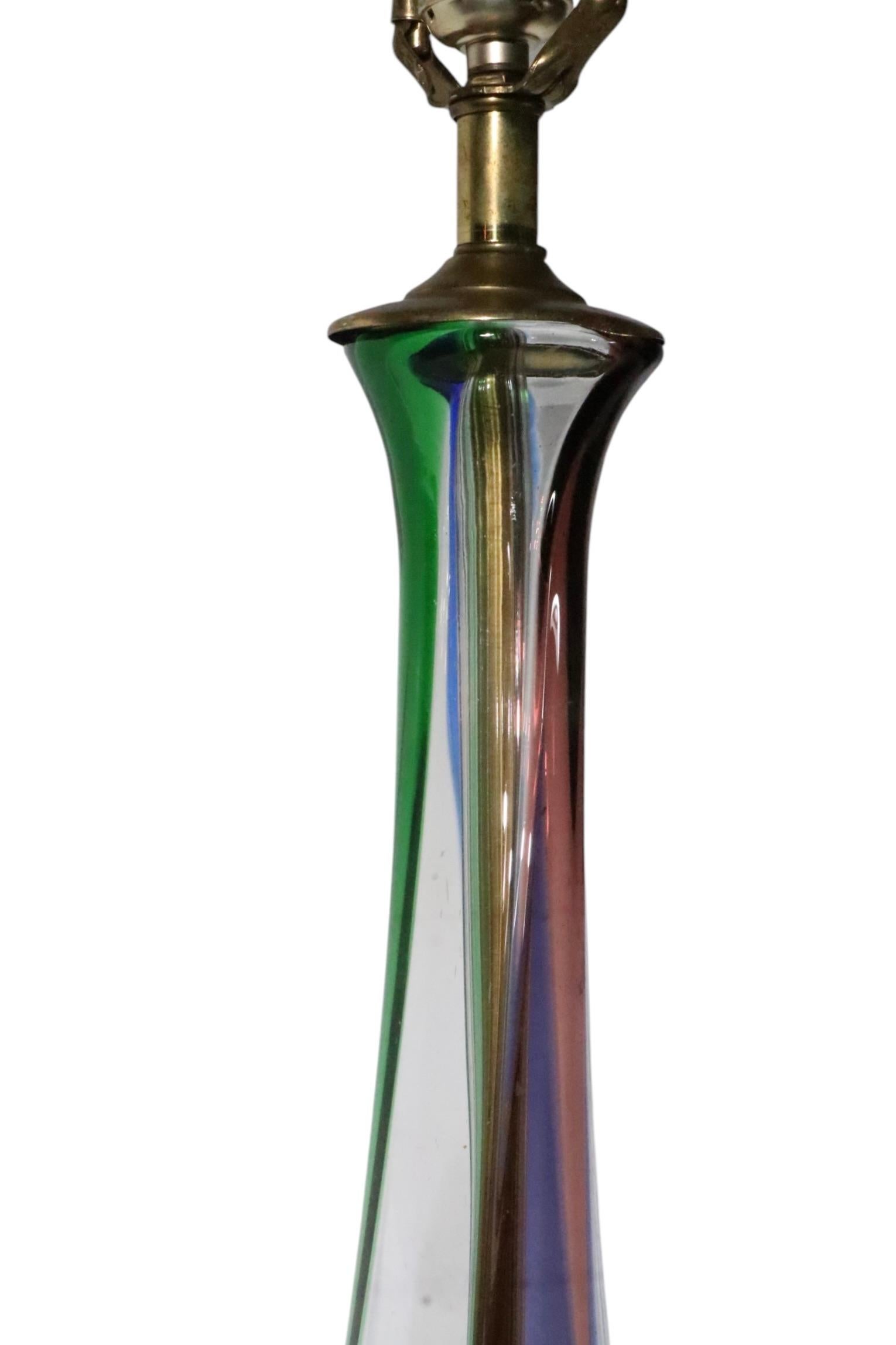Lampe de table en verre de Murano du milieu du siècle Att. à Seguso en vente 10