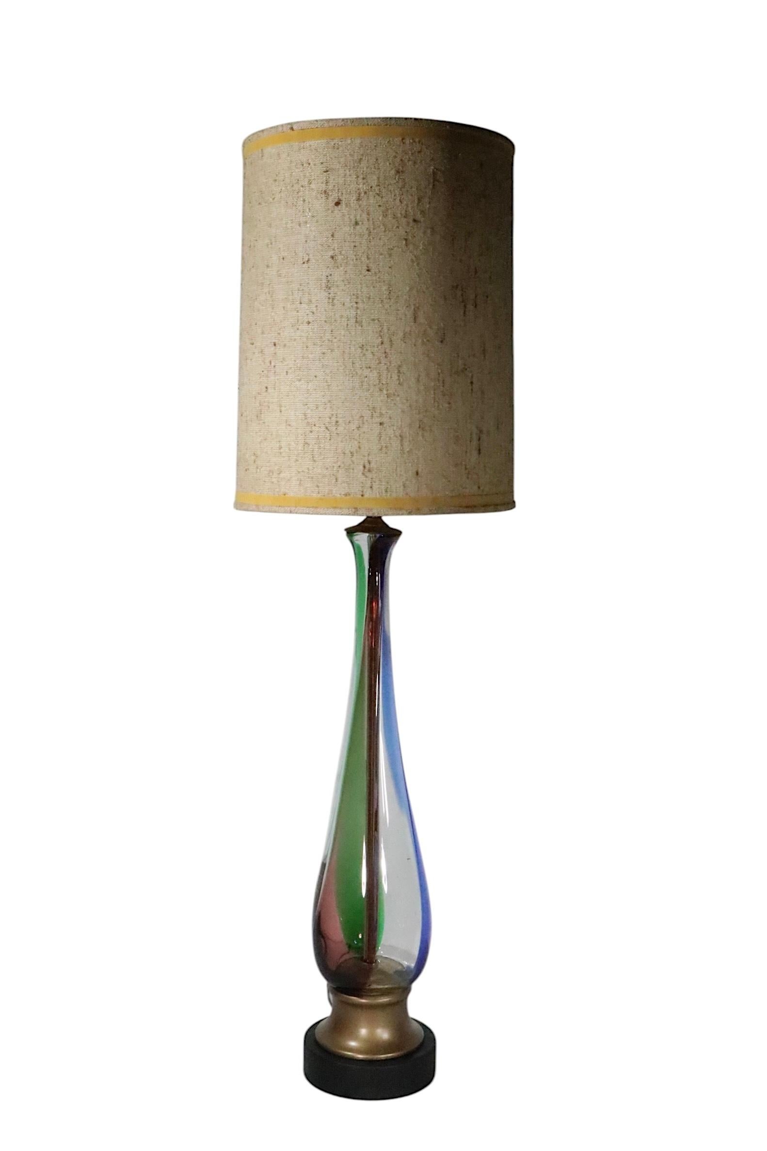 italien Lampe de table en verre de Murano du milieu du siècle Att. à Seguso en vente