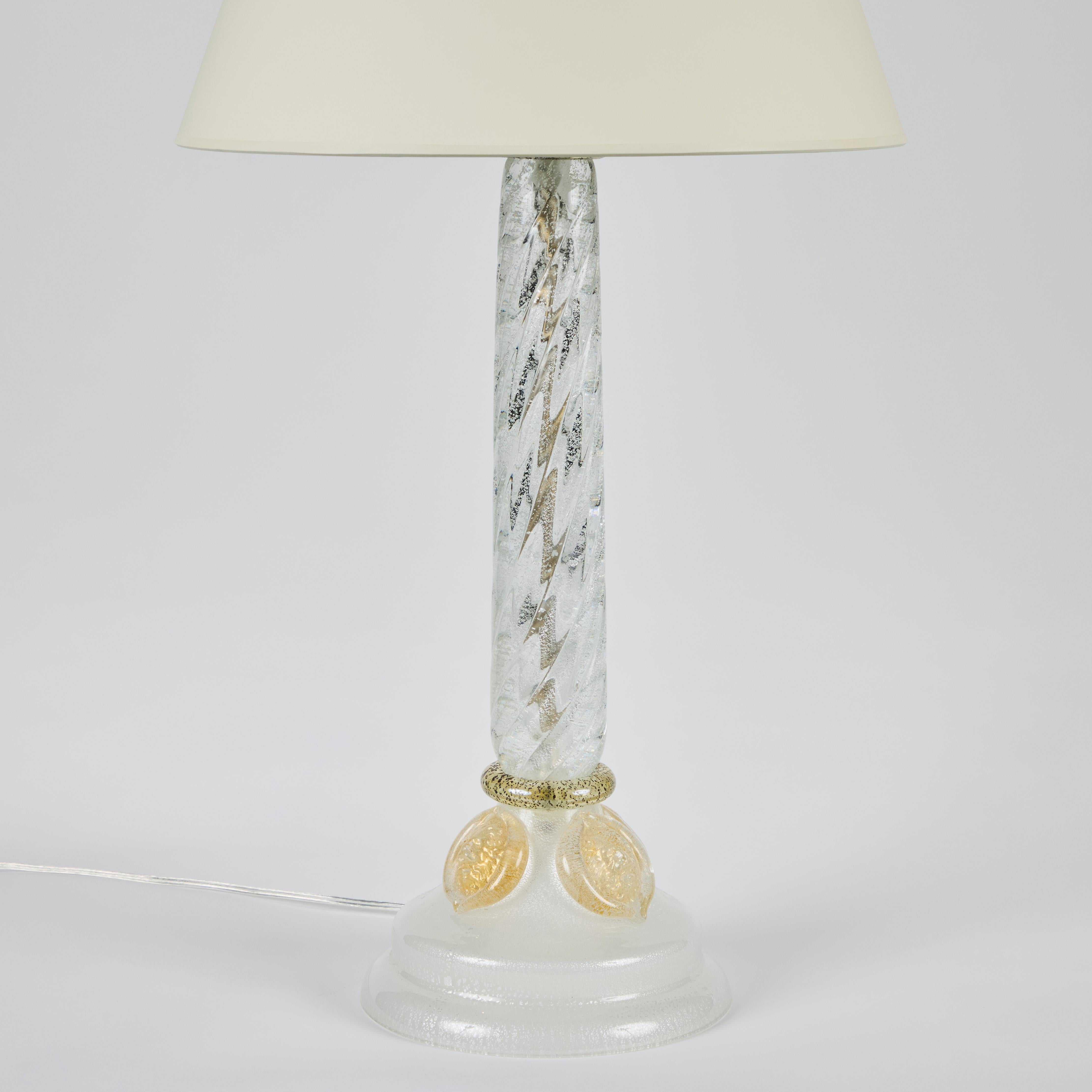 Lámpara de mesa de cristal de Murano de mediados de siglo Moderno de mediados de siglo en venta
