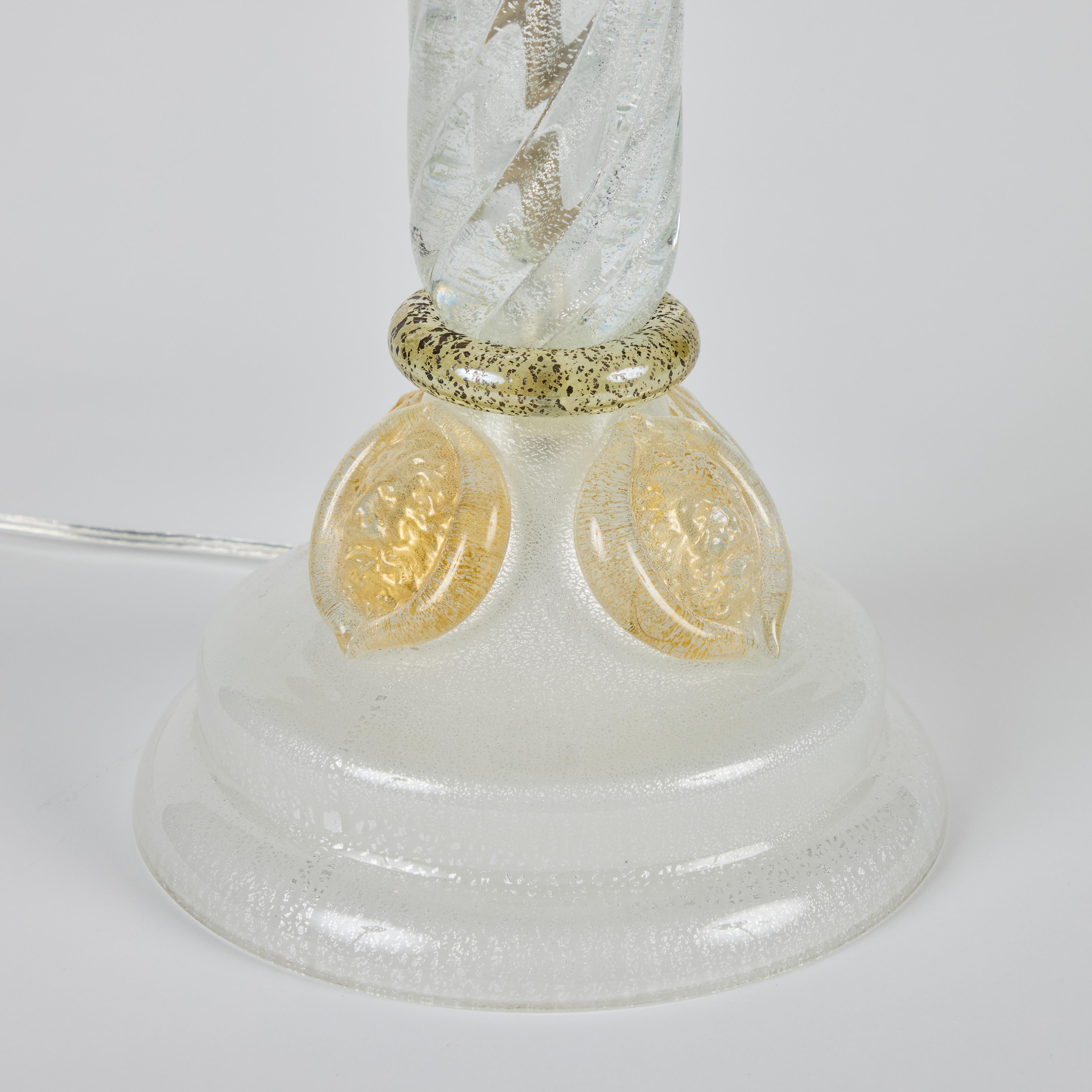 Lámpara de mesa de cristal de Murano de mediados de siglo Italiano en venta