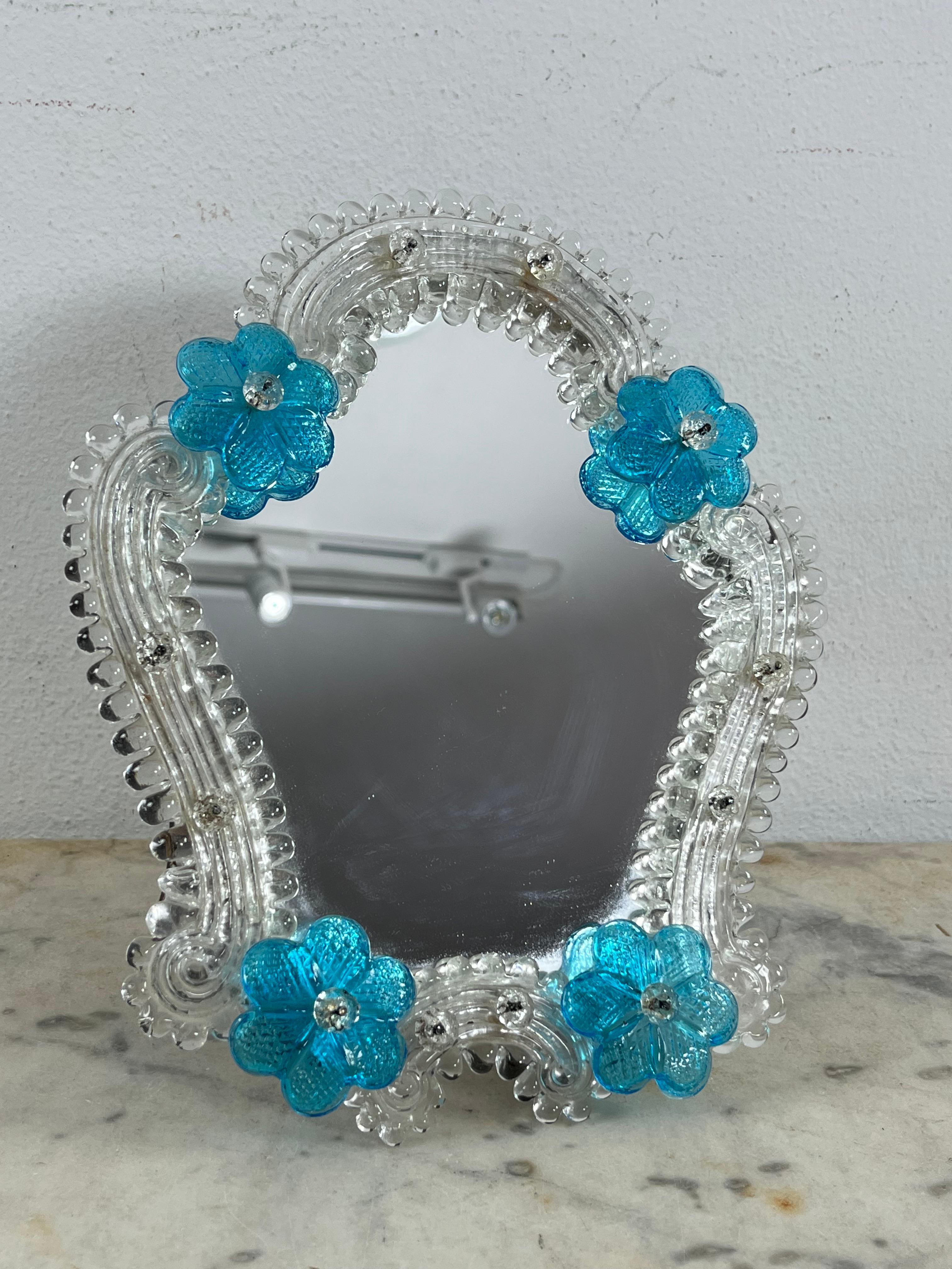 Miroir de table en verre de Murano du milieu du siècle, 1960

 Intact et en bon état