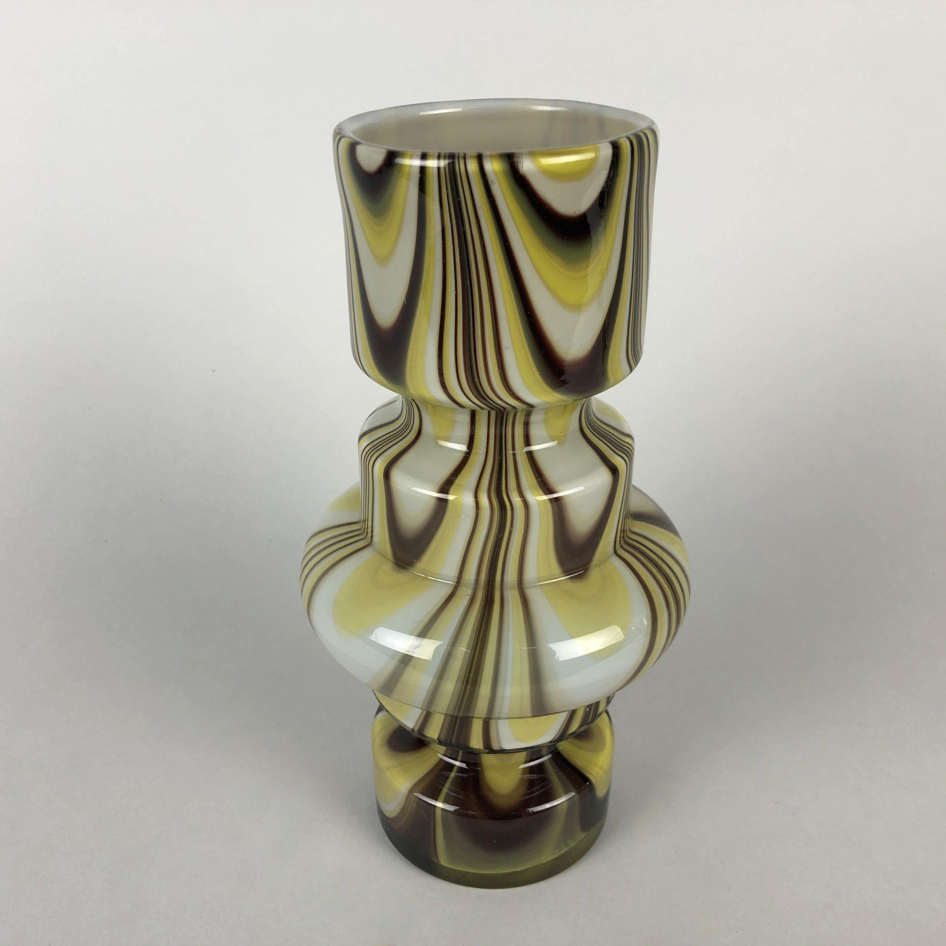 Midcentury Murano Glass Vase by Carlo Moretti, 1970s In Good Condition In Praha, CZ