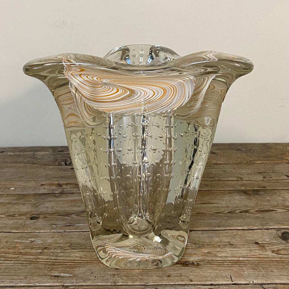 Italian Mid-Century Murano Glass Vase in the Manner of Ercole Barovier