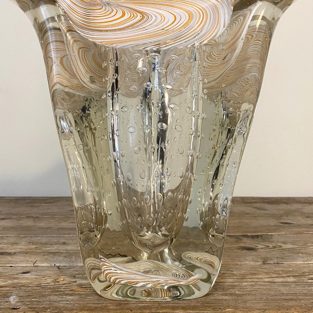 20th Century Mid-Century Murano Glass Vase in the Manner of Ercole Barovier