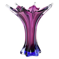 Vase en verre de Murano du milieu du siècle:: Italie:: vers 1960/70