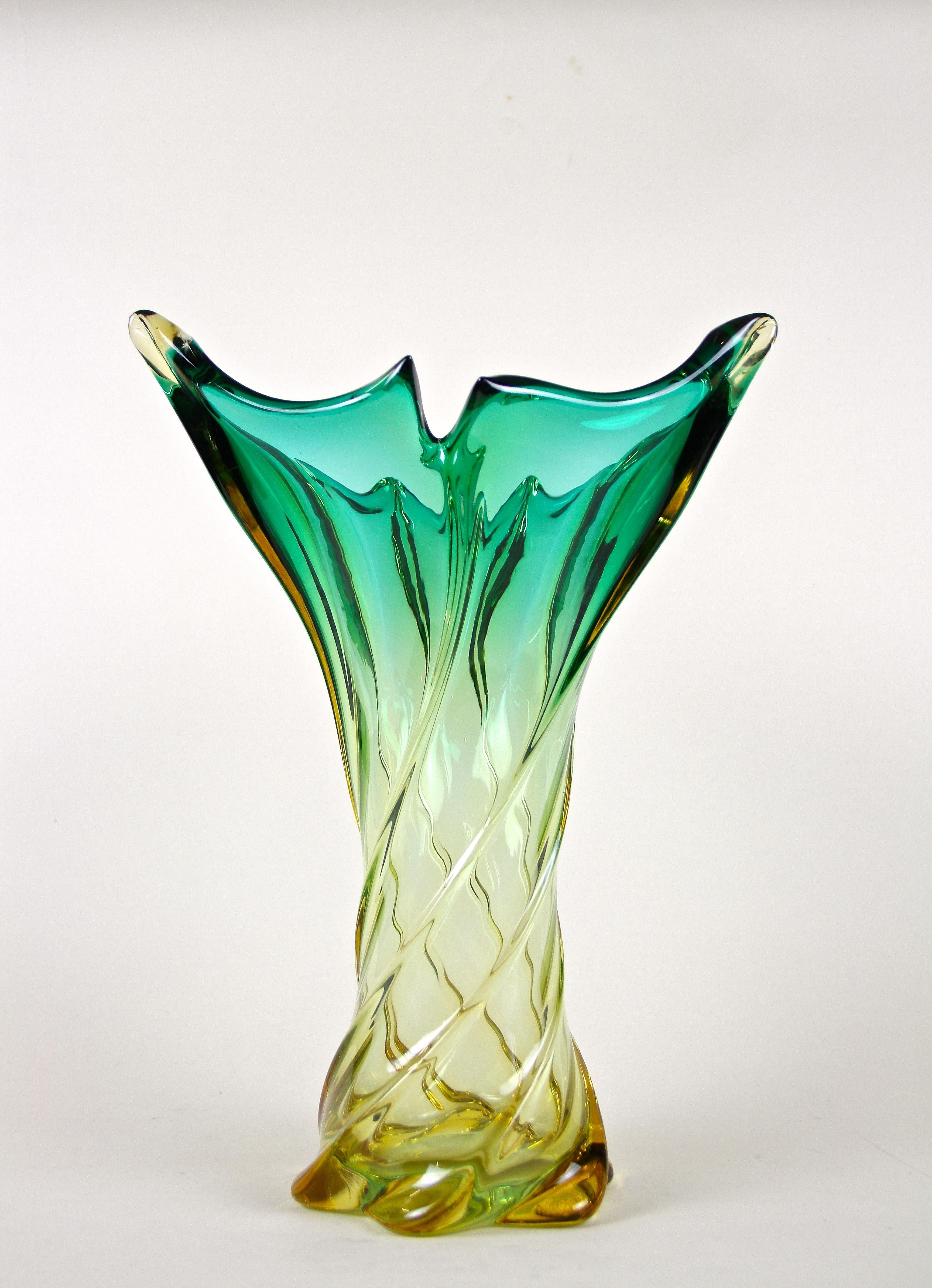 Vase aus Muranoglas aus der Mitte des Jahrhunderts, Italien, um 1960 im Angebot 10
