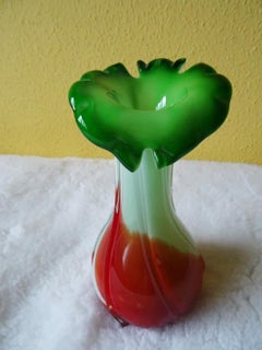 Vase en verre de Murano du milieu du siècle dernier, Italie, blanc, rouge et vert, vers 1960/70