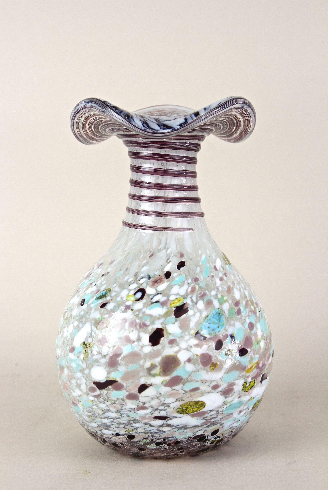 Murano-Glasvase aus der Mitte des Jahrhunderts, mehrfarbig, Italien um 1950 im Angebot 3