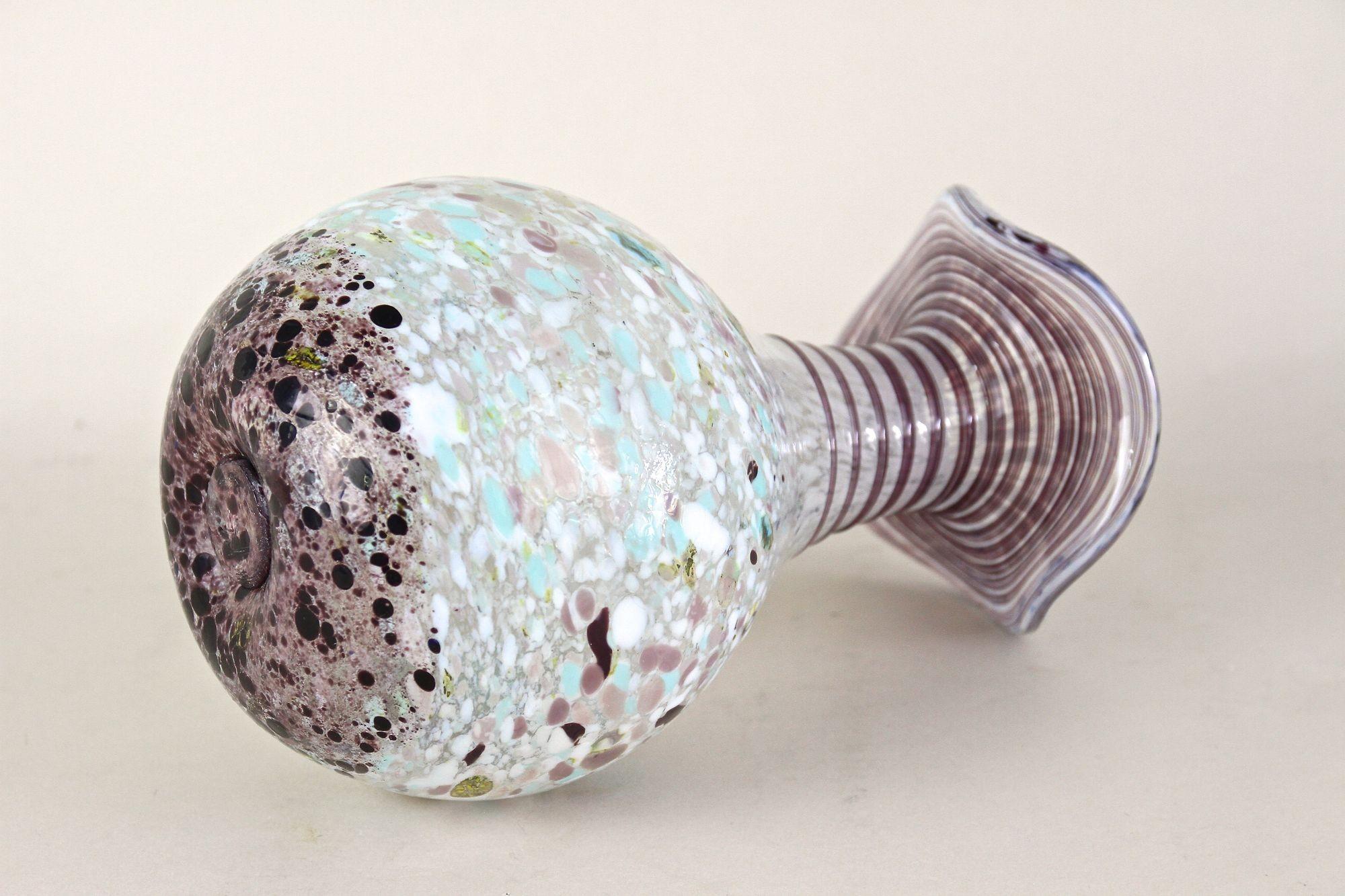 Murano-Glasvase aus der Mitte des Jahrhunderts, mehrfarbig, Italien um 1950 im Angebot 8