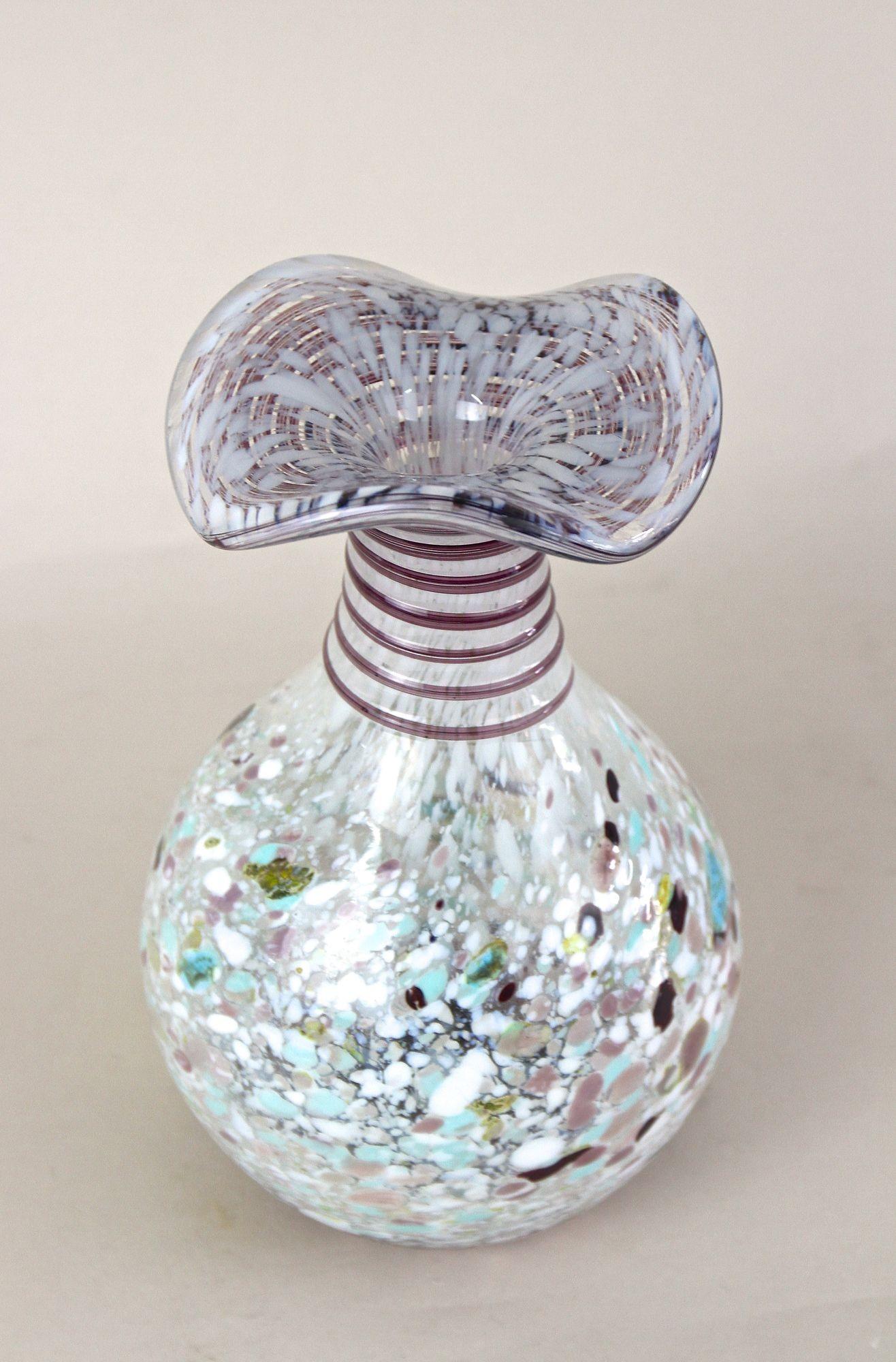 Murano-Glasvase aus der Mitte des Jahrhunderts, mehrfarbig, Italien um 1950 im Angebot 12