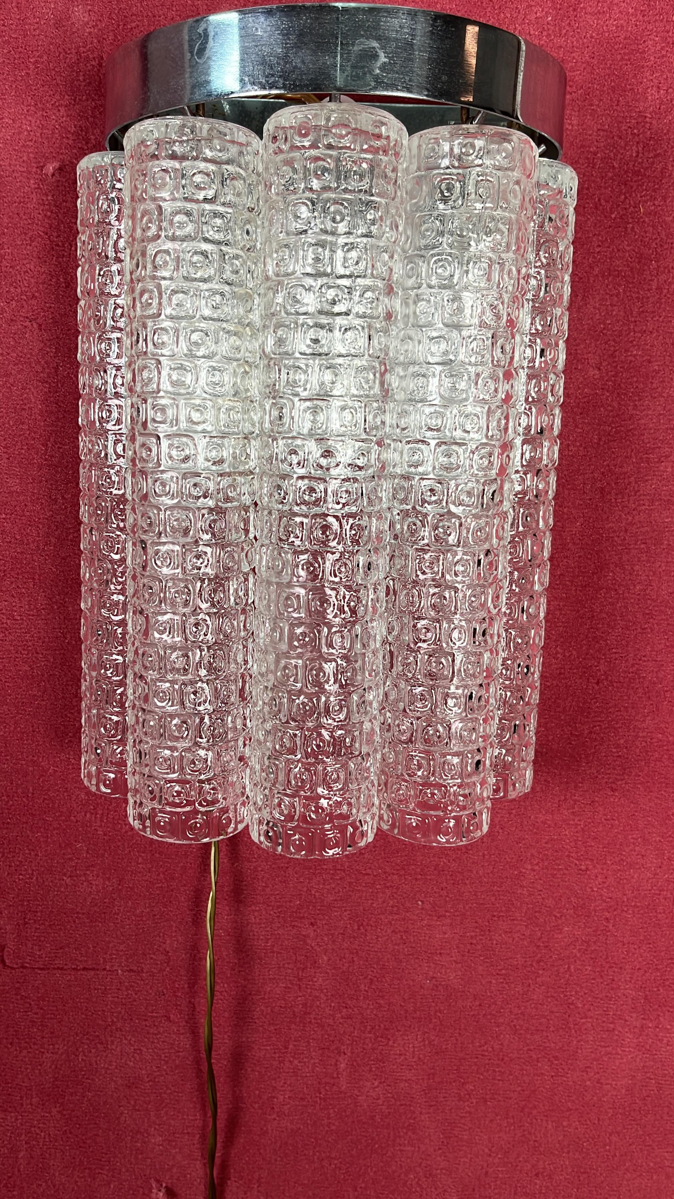 Lámpara de pared de cristal de Murano de mediados de siglo, modelo 