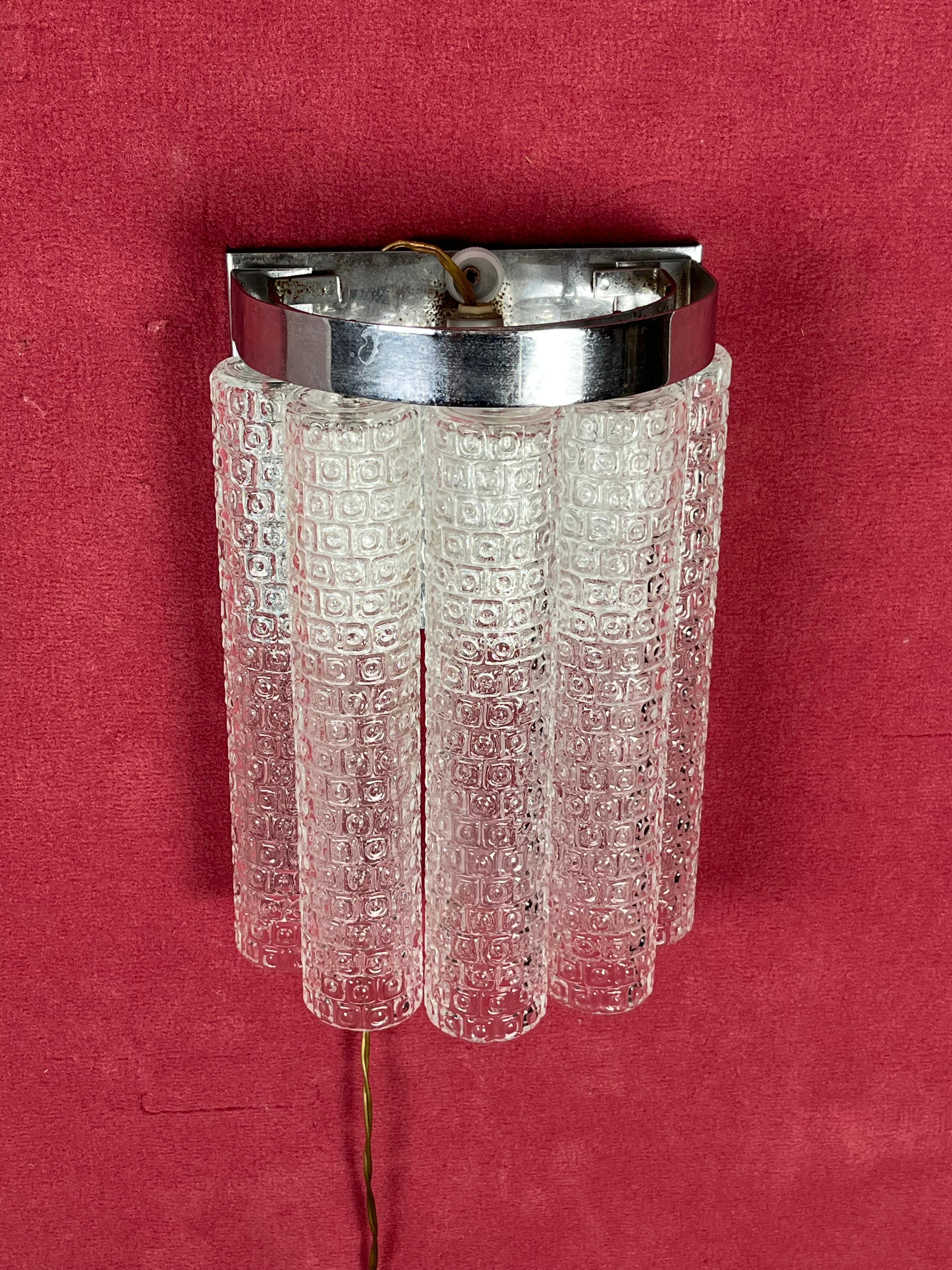 Lámpara de pared de cristal de Murano de mediados de siglo, modelo 