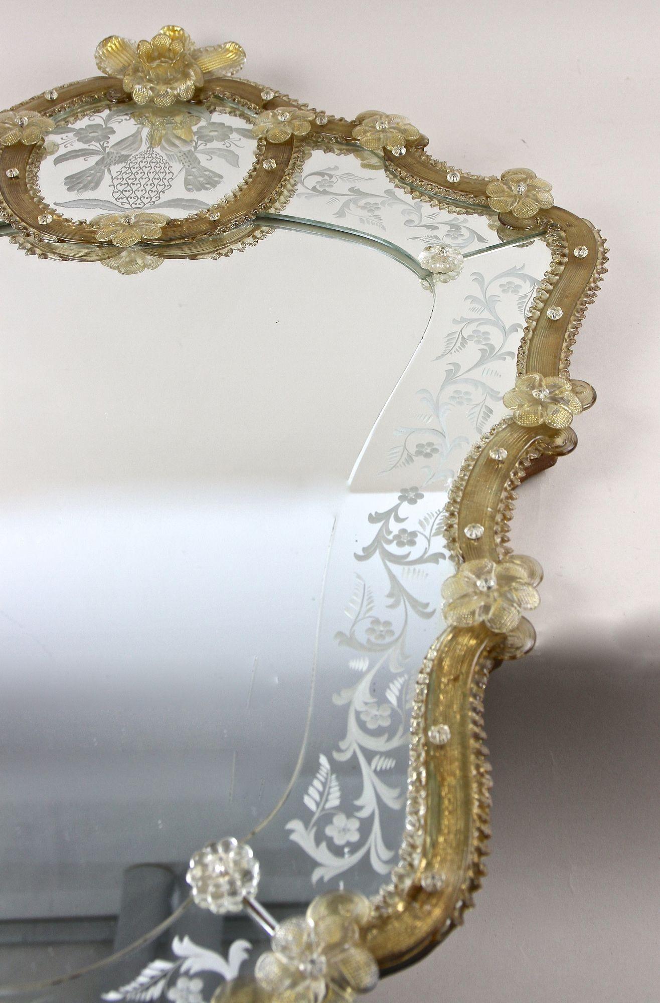 Mid Century Murano Glass Wall Mirror With Gilt Glass Flowers, IT ca. 1950 For Sale 8