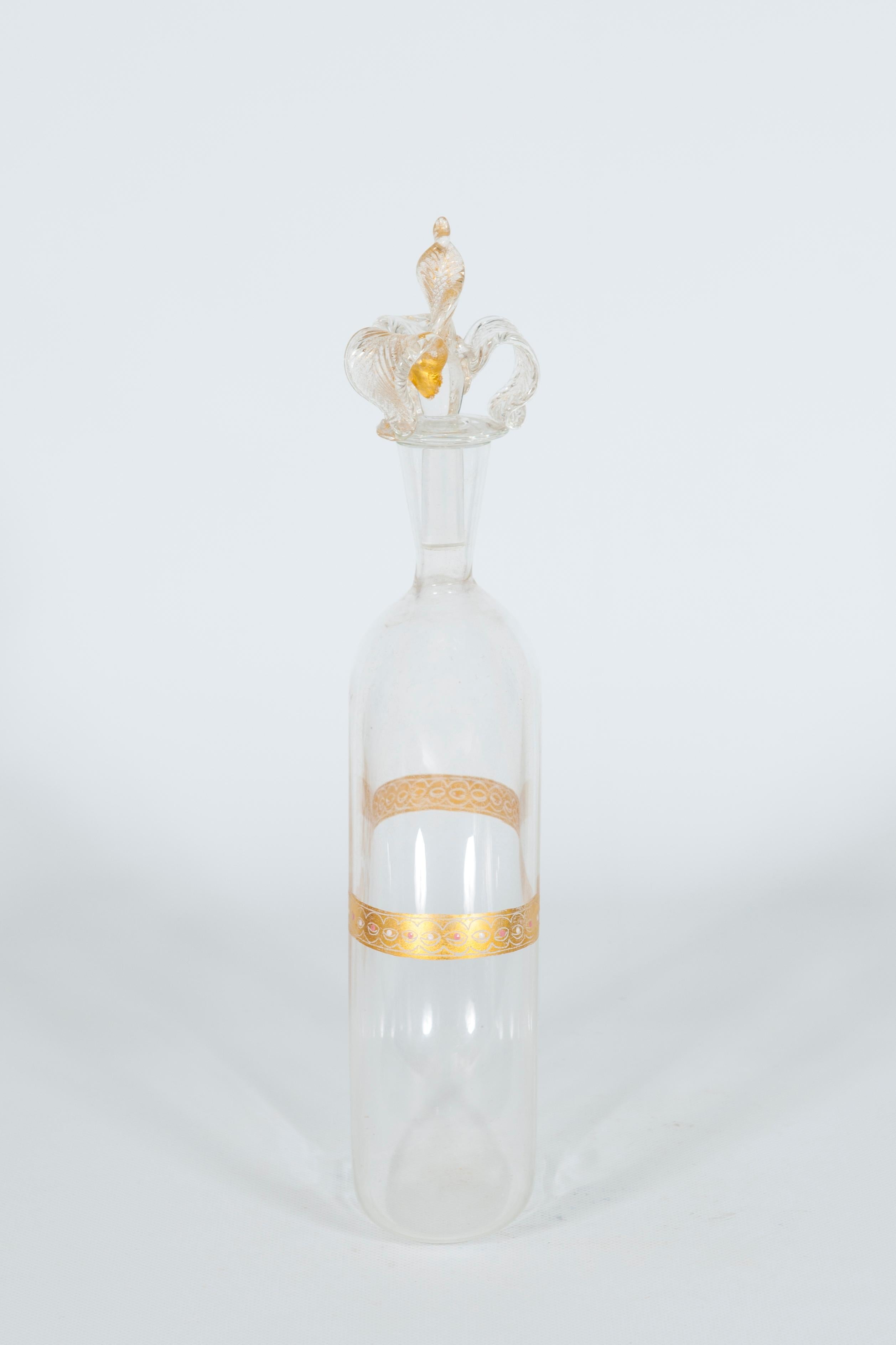 Decantador de mediados de siglo de Murano dorado y cristal transparente con tope de corona en venta 11