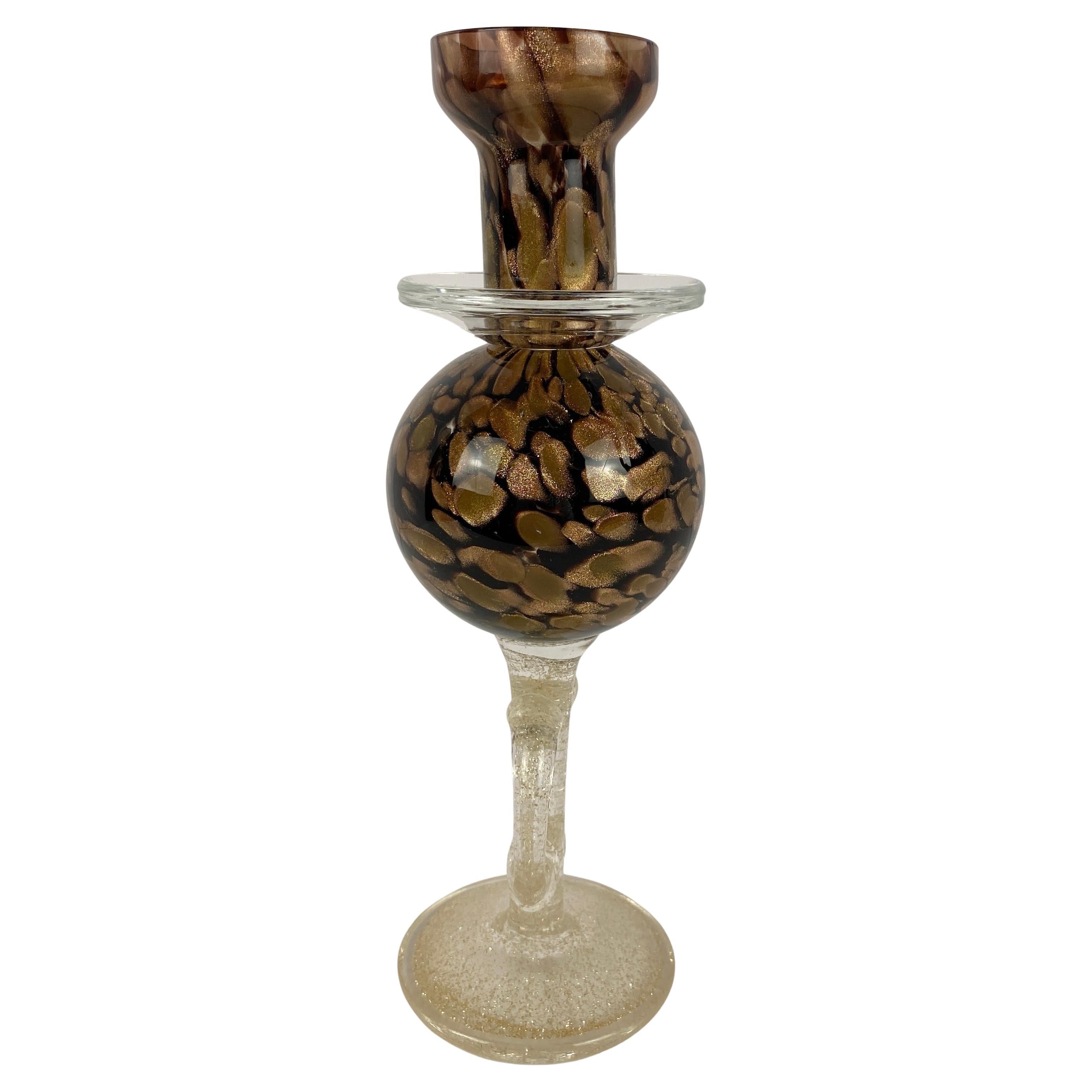 Portacandele in vetro artistico soffiato a mano di Murano del metà del secolo scorso con fiocchi d'avventurina dorati