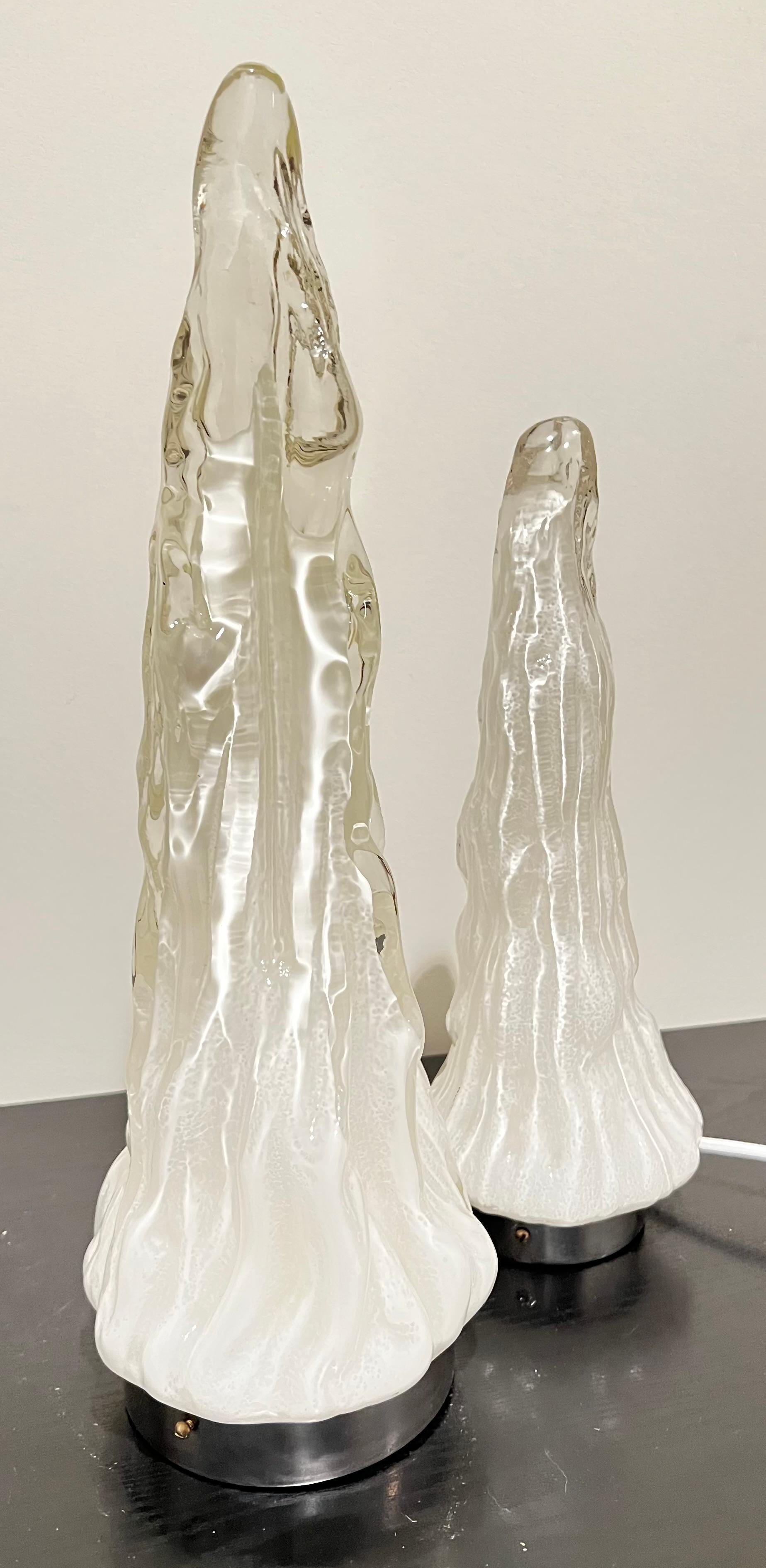 Mid Century Murano Italian Glass Iceberg Table Lamp by Carlo Nason for Vistosi In Good Condition In New York, NY