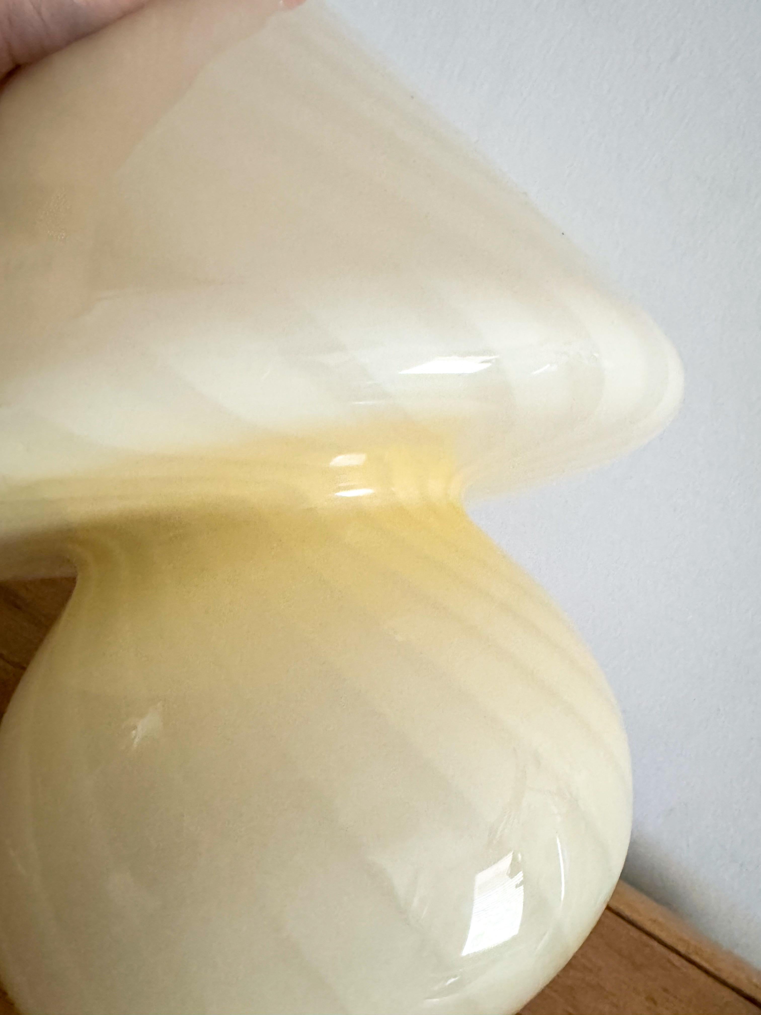 Mid Century Murano Lampe Butter Light Gelb Murano Vintage Swirl Glas Italienisch im Angebot 4