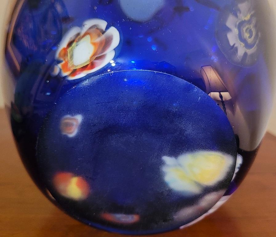 20ième siècle Vase en verre d'art de Murano de style Millefiori du milieu du siècle dernier en vente