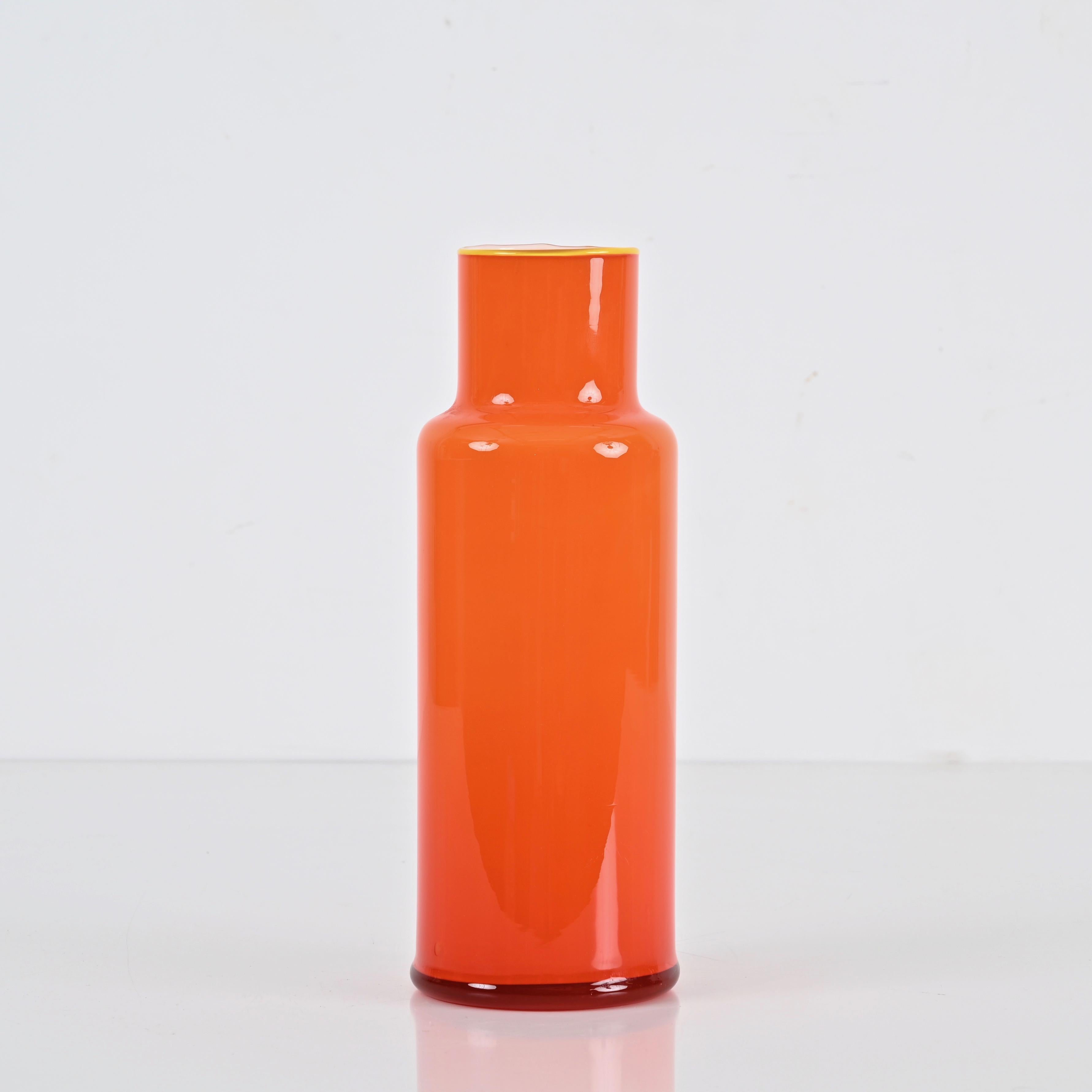 Jarrón de cristal de Murano naranja de mediados de siglo, Italia Años 70 siglo XX en venta
