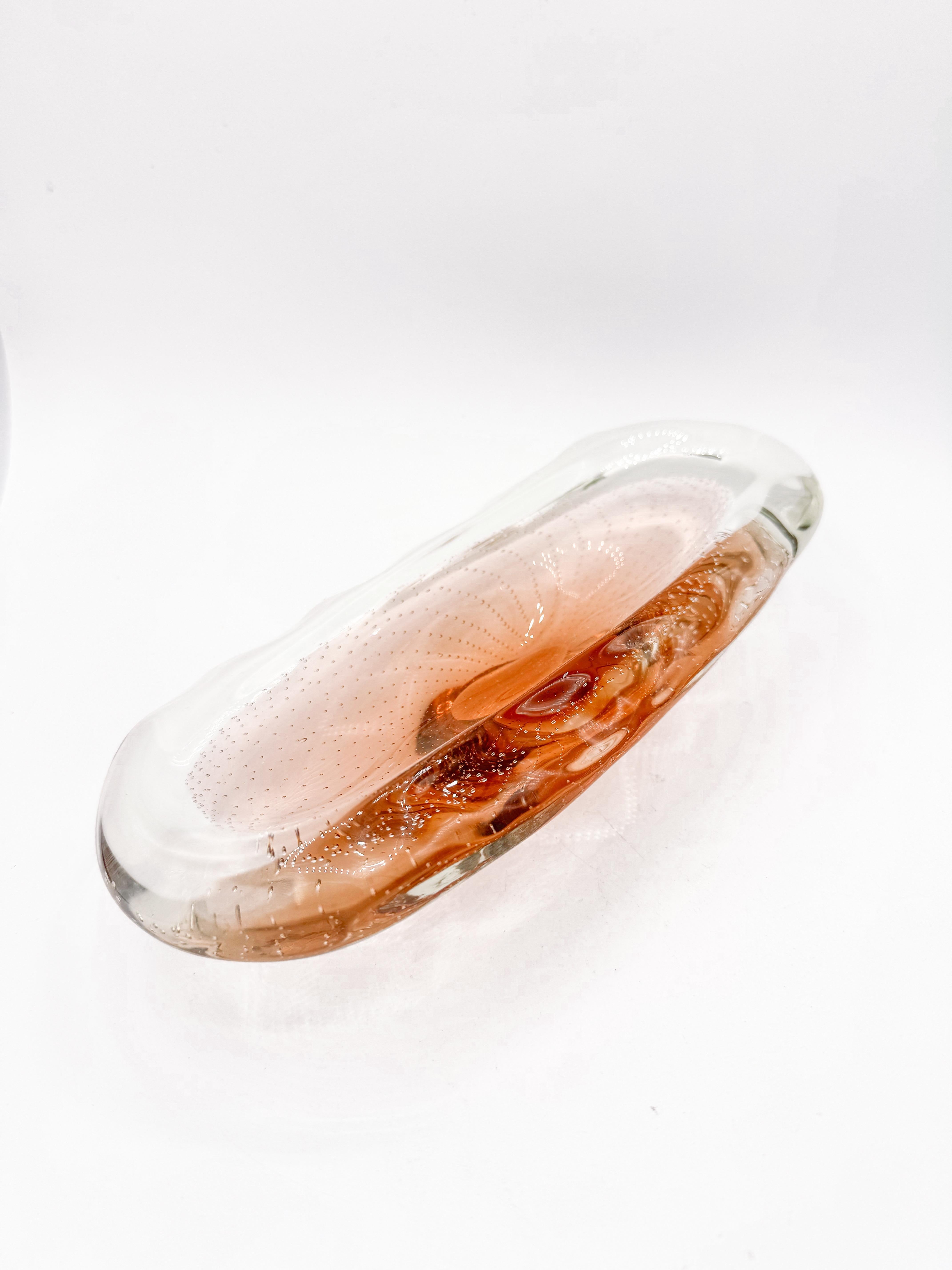 Mid-Century Murano Thick Glass Vide-Poche with Controlled Bubbles Catchall In Good Condition For Sale In Toronto, CA
