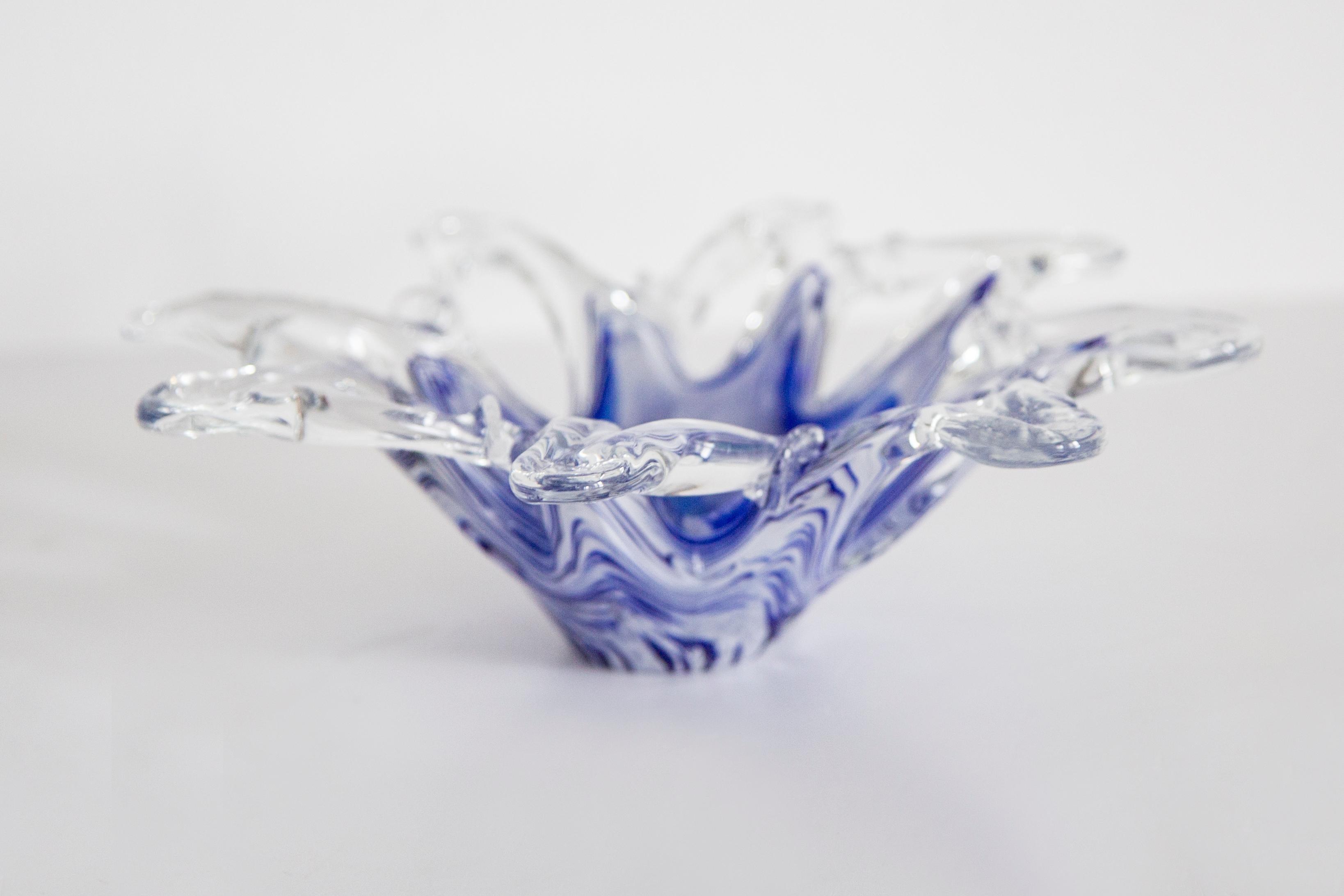 Mid Century Murano Transparent Blue and White Glass Bowl Ashtray, Italy, 1970s 1