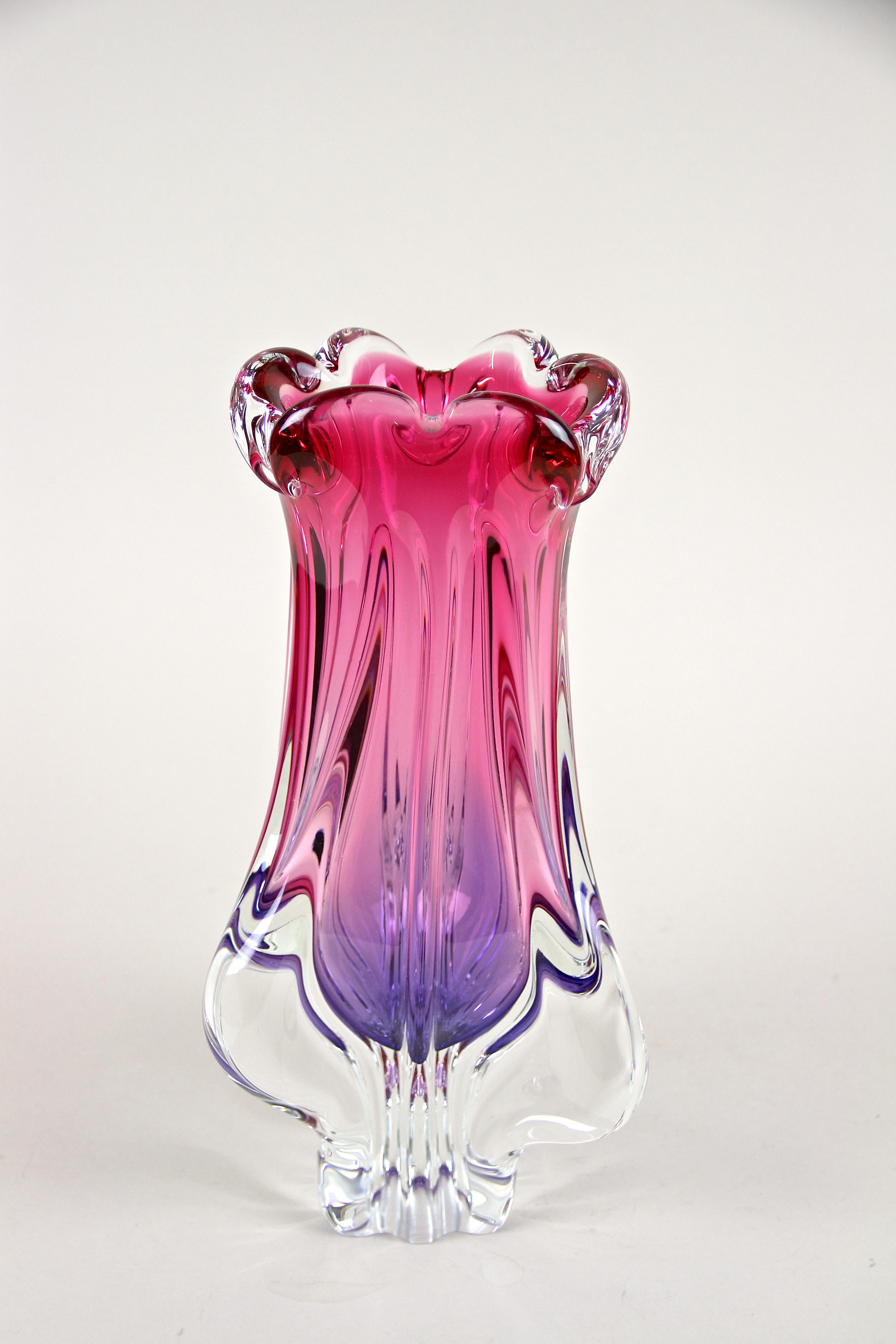Vase aus Muranoglas aus der Mitte des Jahrhunderts von Sommerso Murano, Italien um 1960/70 12