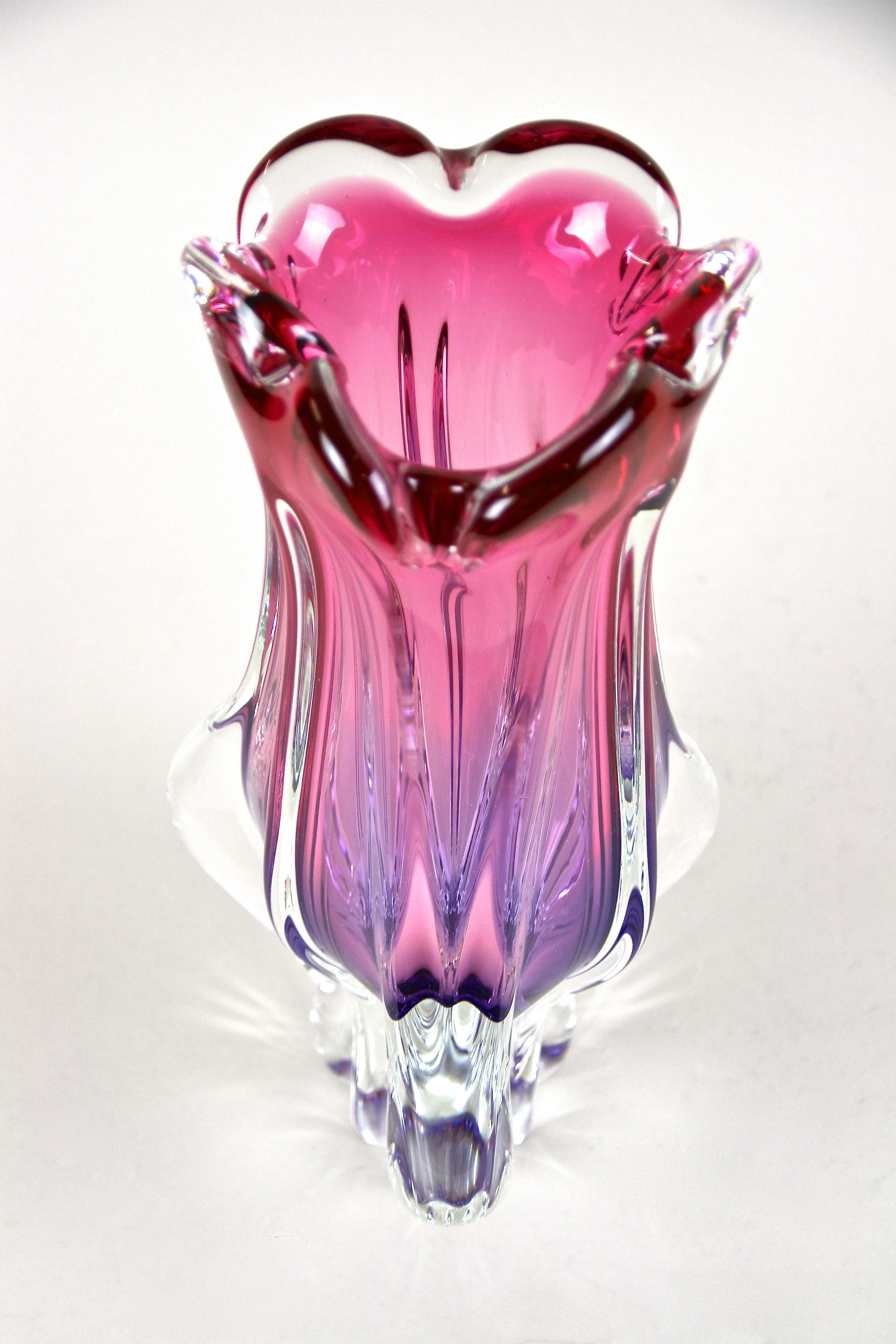 Mid-Century Murano Vase by Sommerso Murano, Italy circa 1960/70 For Sale 1