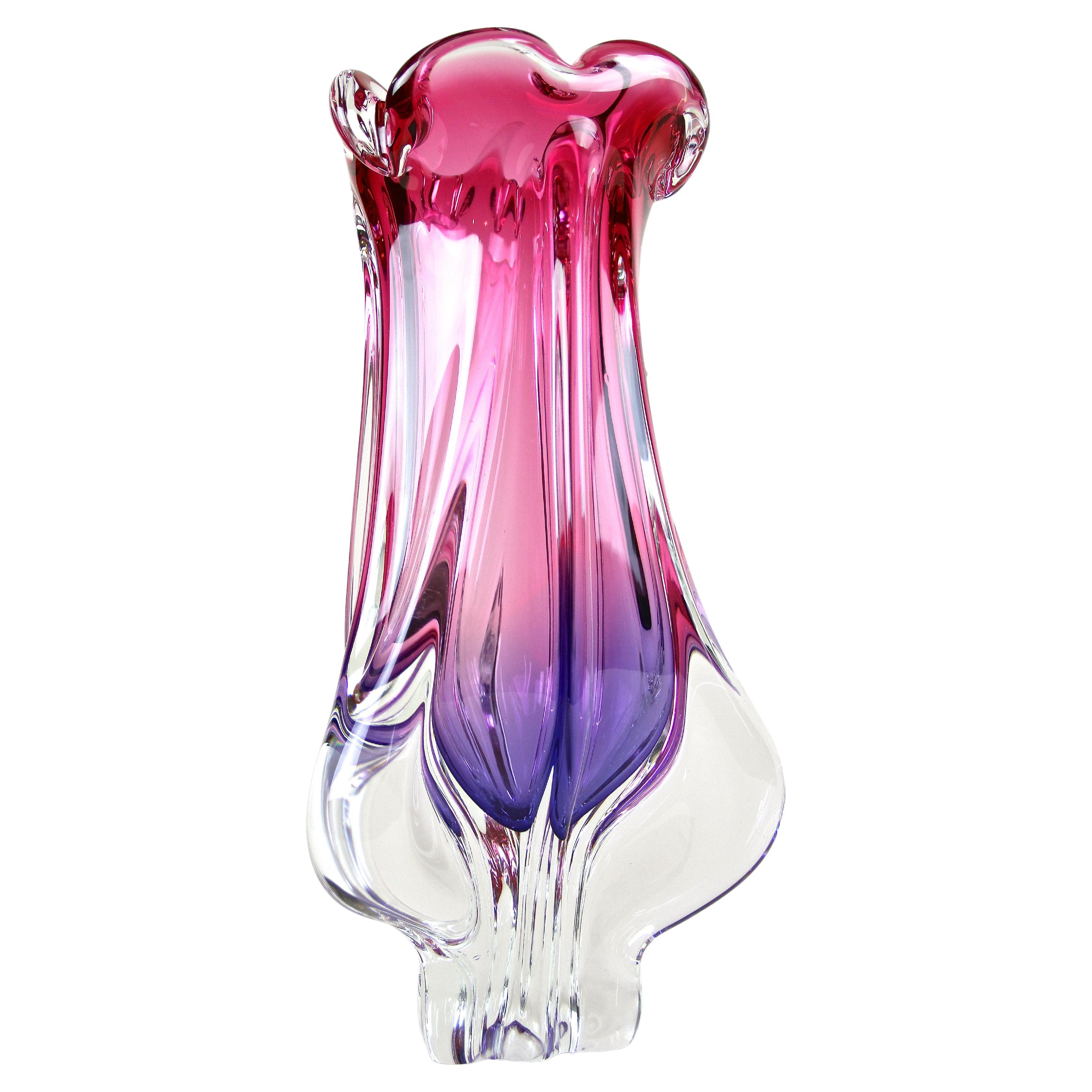 Vase aus Muranoglas aus der Mitte des Jahrhunderts von Sommerso Murano, Italien um 1960/70