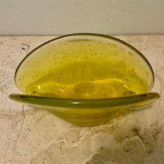 Mid-Century Murano Yellow and Opaline Clam Form Art Glass Bowl
