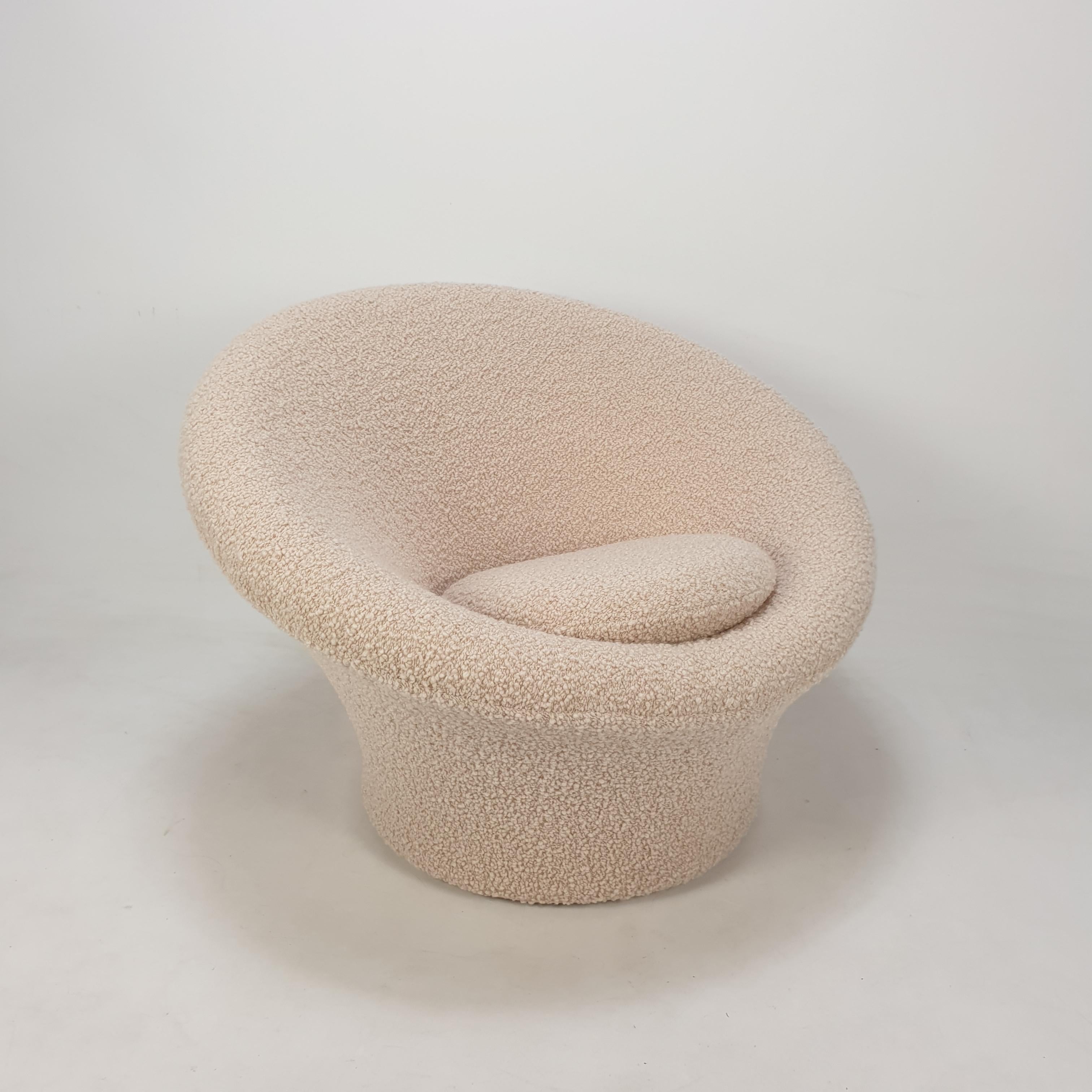 Mid-Century Modern Mid Century Mushroom Armchair and Ottoman by Pierre Paulin for Artifort, 1960s