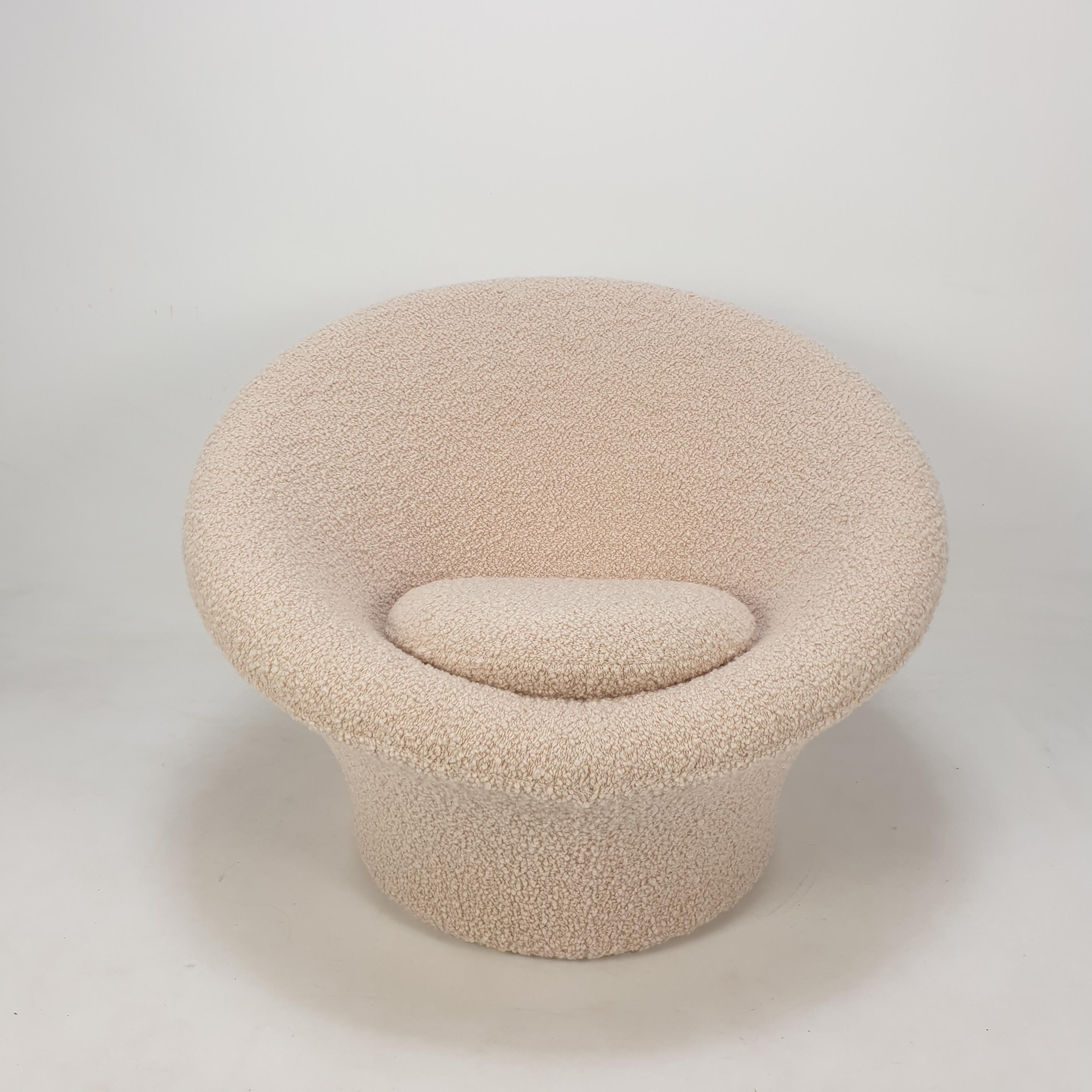 Dutch Mid Century Mushroom Armchair and Ottoman by Pierre Paulin for Artifort, 1960s