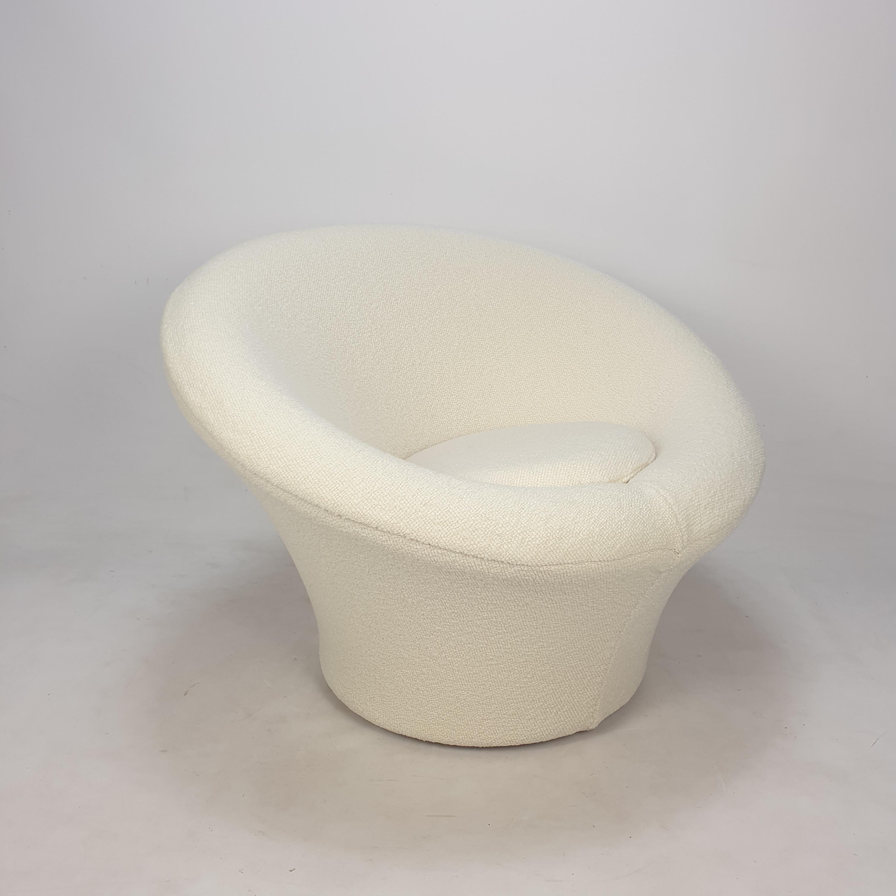 Mid-Century Modern Mid-Century Mushroom Armchair by Pierre Paulin for Artifort