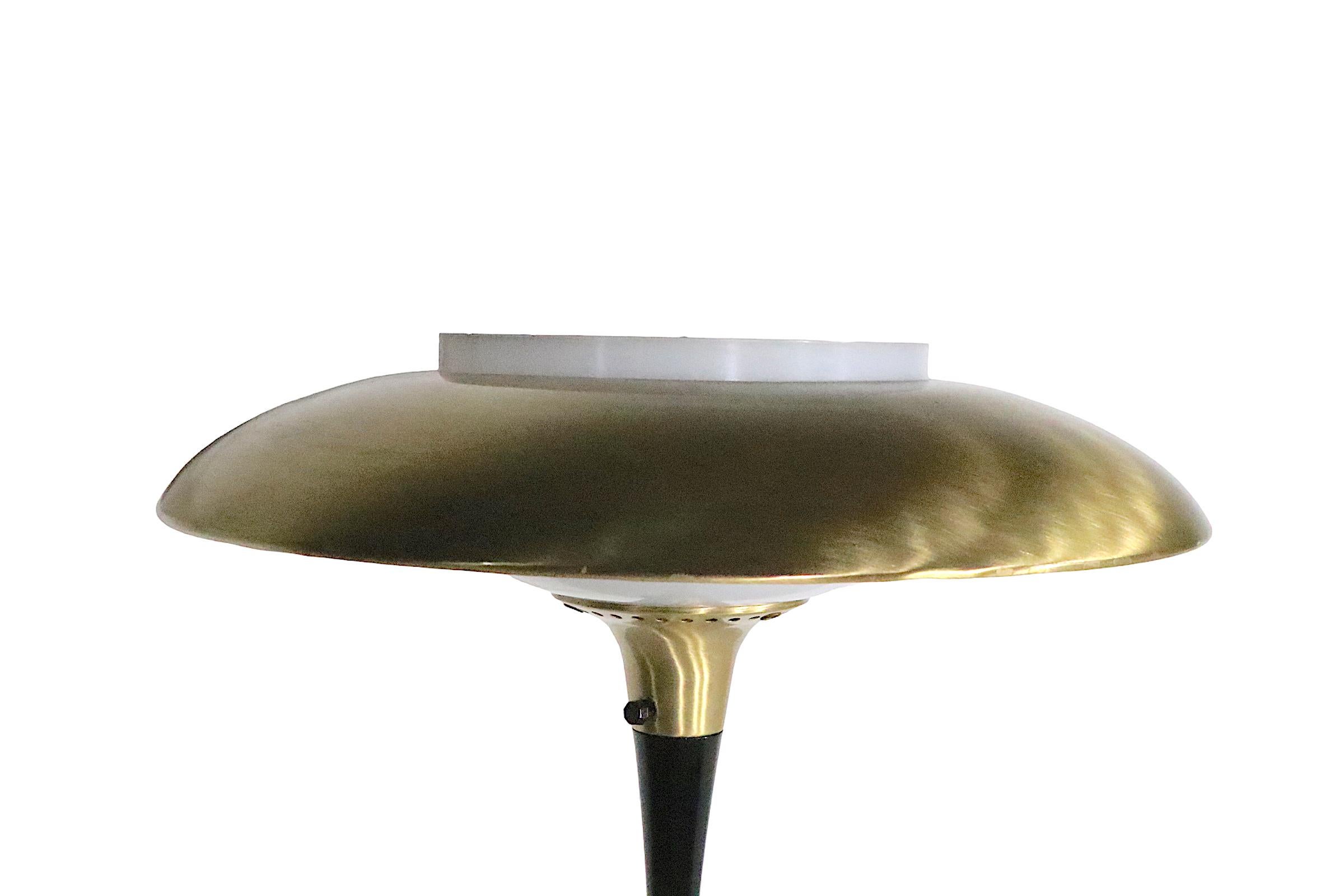 Mid Century Mushroom  Form  Table Lamp att. to Gerald Thurston c 1950's For Sale 11