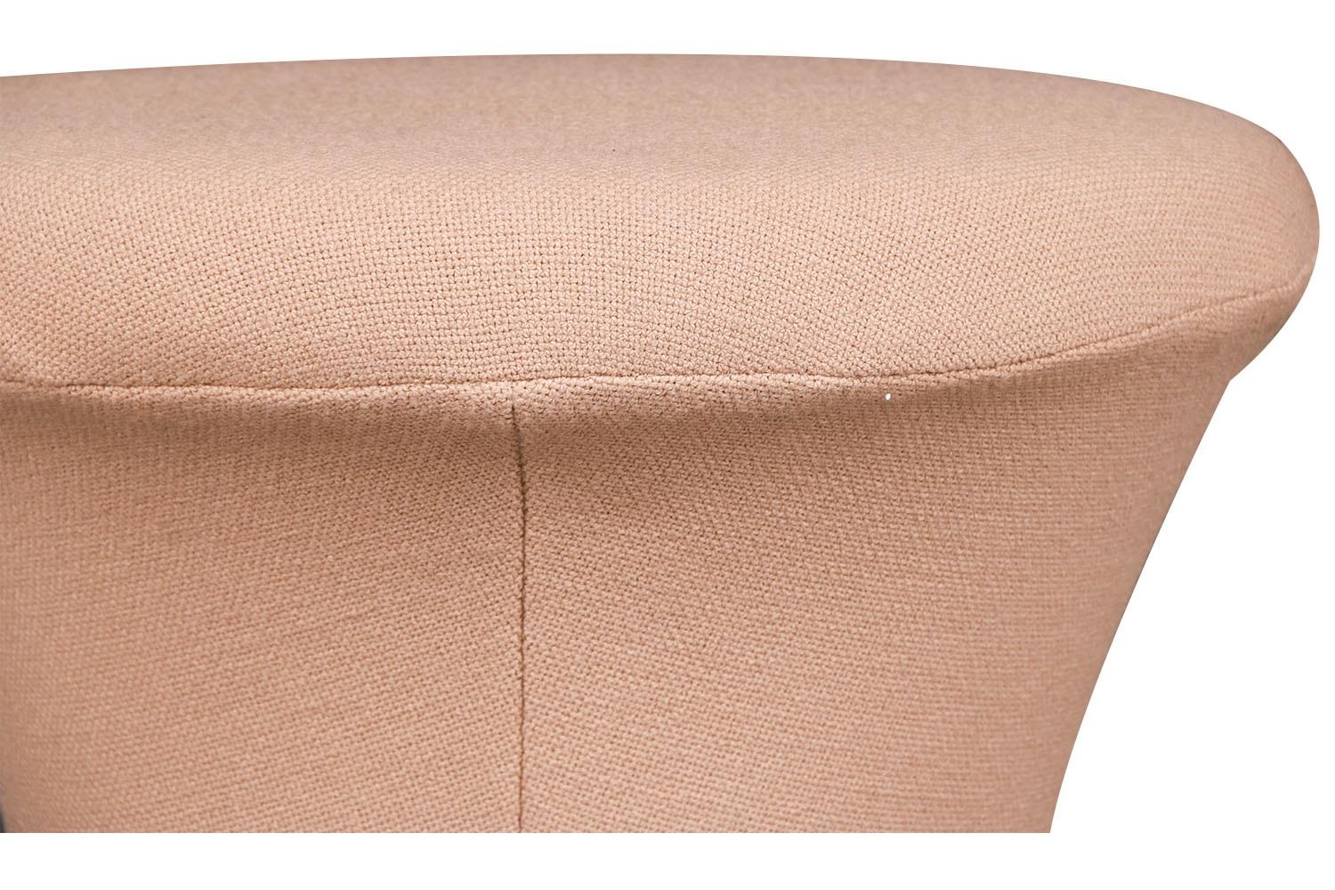 Mid century original, Mushroom pouf stool, or ottoman designed by Pierre Paulin by Artifort. Features original woven cream wool upholstery. Uniquely sculpted in an organic shape adding a dramatic effect. Label on underside (Artifort). Pierre Paulin