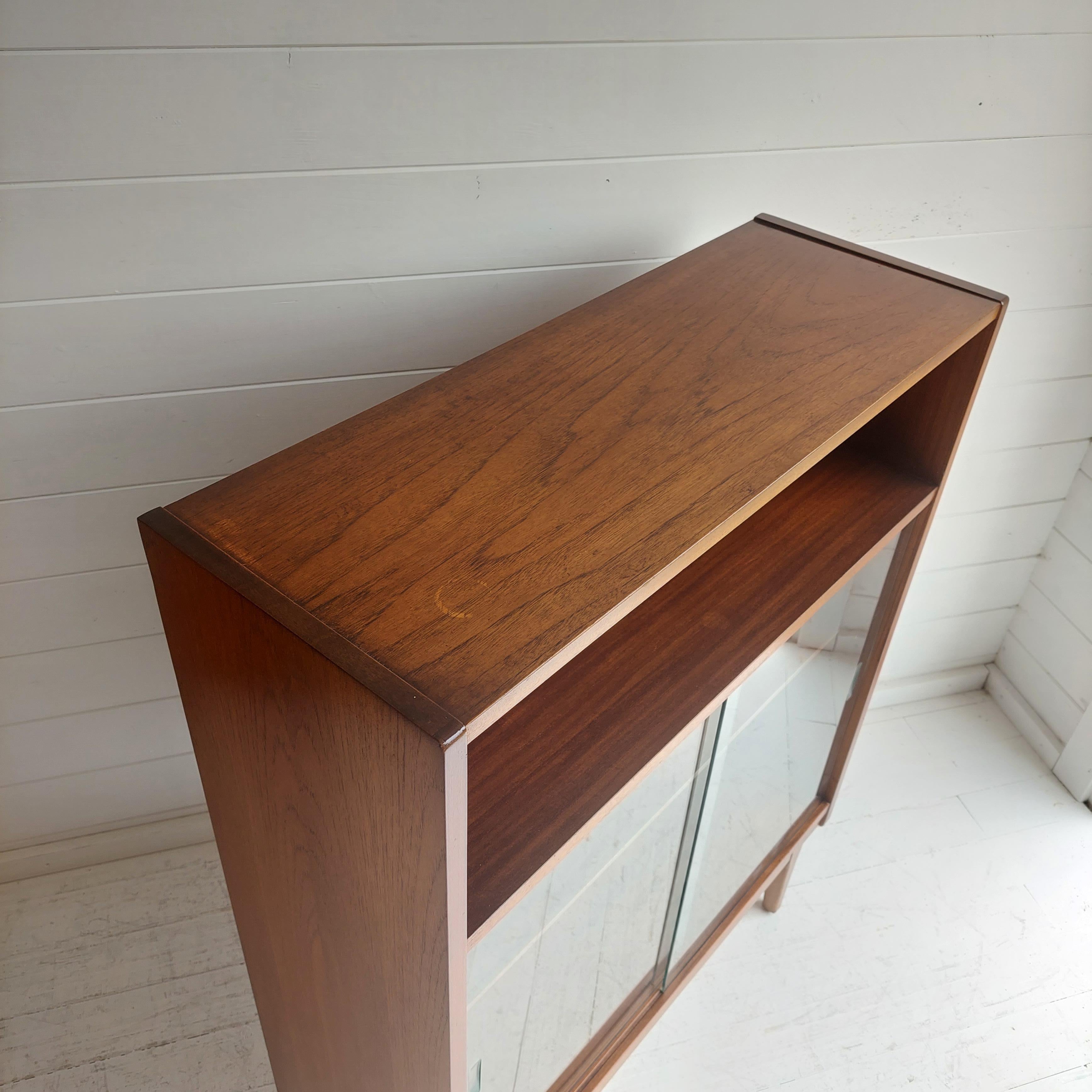 Midcentury Nathan Teak Glazed Bookcase Display Unit Cabinet Danish Style, 60s 12
