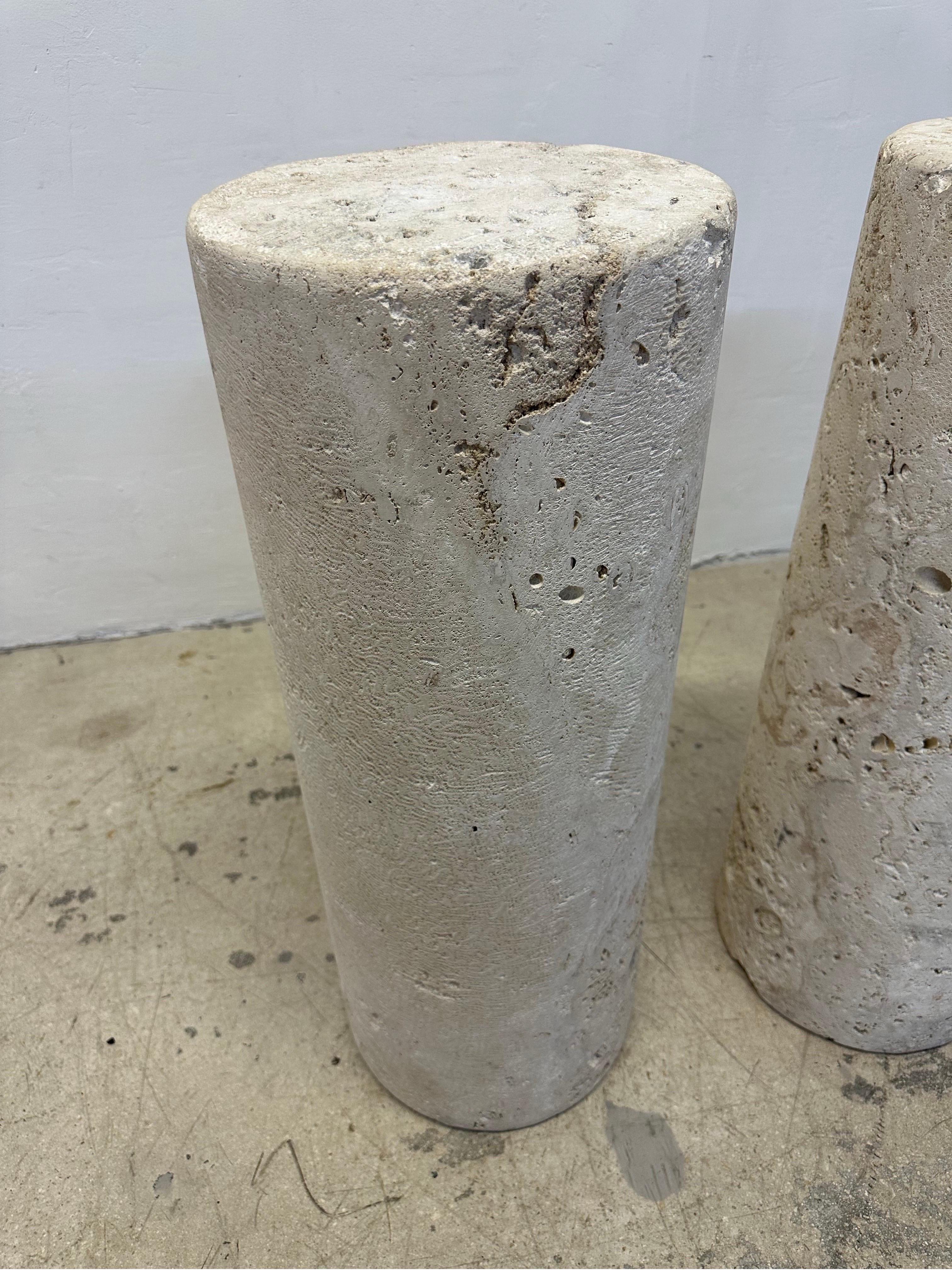 Mid-Century Natural Coquina Coral Stone Pedestal Column Tables - a Pair In Good Condition For Sale In Miami, FL