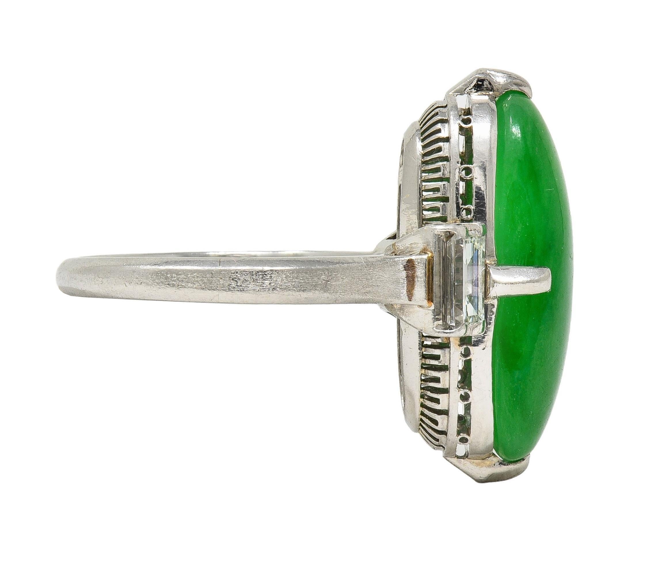 Mid-Century Natural Fei Cui Jadeite Jade Diamond Platinum Vintage Ring GIA In Excellent Condition For Sale In Philadelphia, PA