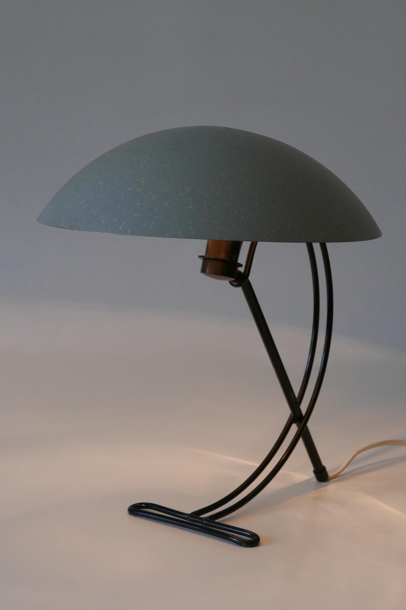 Mid-Century NB100 Table Lamp or Desk Light by Louis Kalff for Philips 1950s For Sale 4