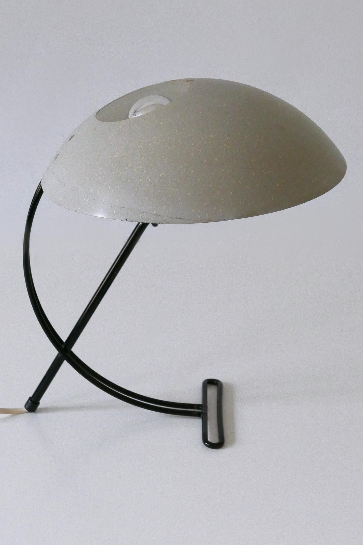 Lampe de table ou lampe de bureau NB100 du milieu du siècle par Louis Kalff pour Philips, années 1950 en vente 6