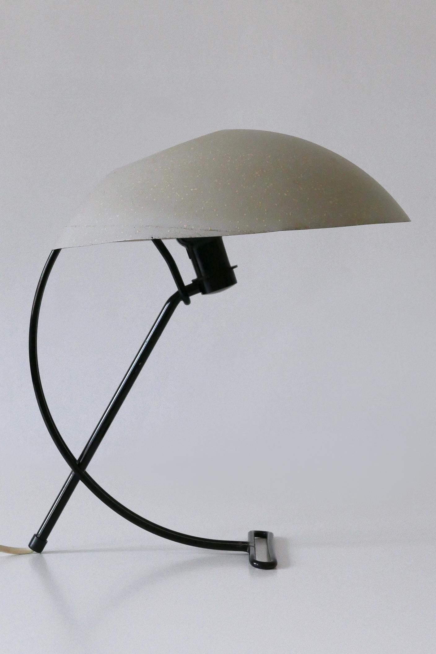 Mid-Century NB100 Table Lamp or Desk Light by Louis Kalff for Philips 1950s For Sale 7
