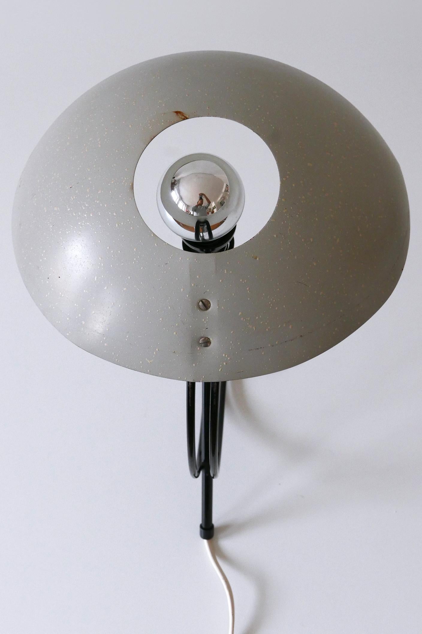 Mid-Century NB100 Table Lamp or Desk Light by Louis Kalff for Philips 1950s For Sale 12