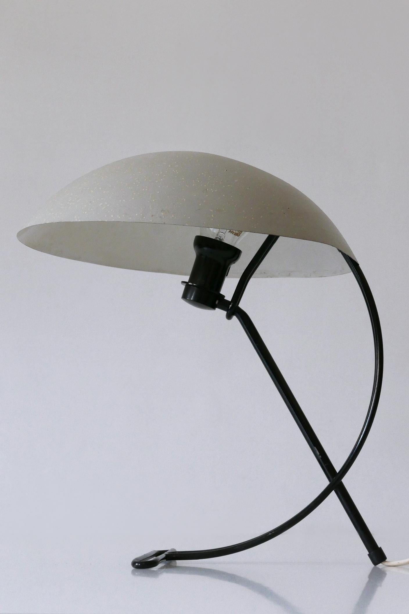 Métal Lampe de table ou lampe de bureau NB100 du milieu du siècle par Louis Kalff pour Philips, années 1950 en vente