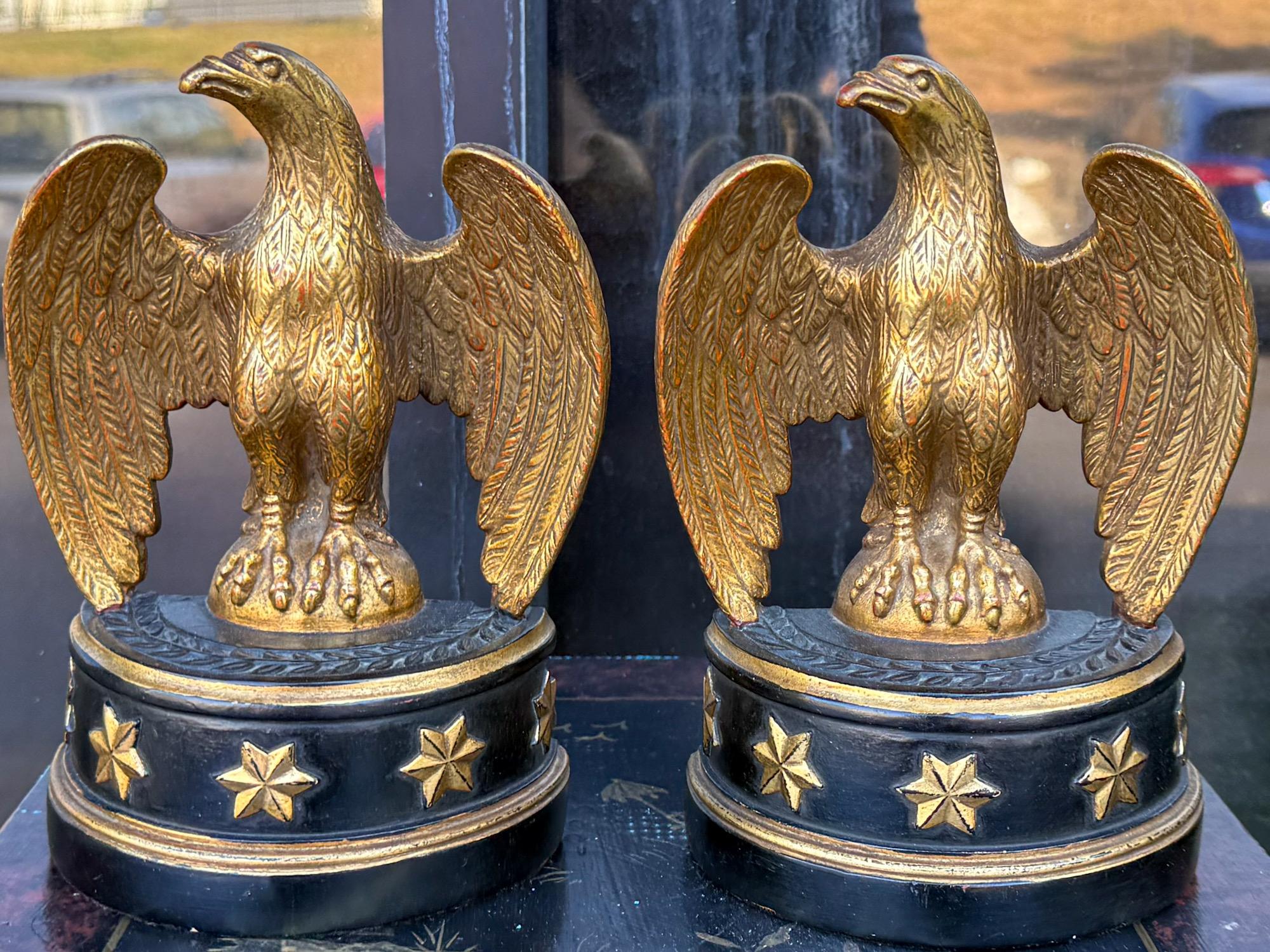 Fermalibri a forma di aquila di Borghese in stile neoclassico della metà del secolo scorso in vendita 1