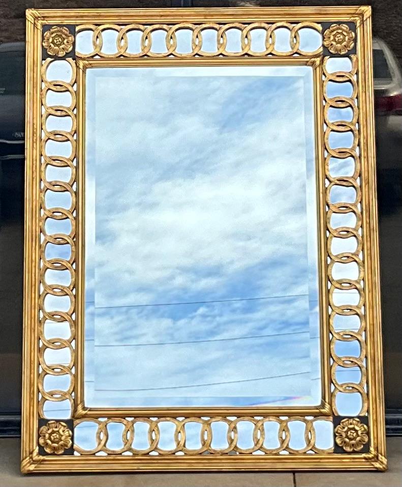 Mid-Century Neo-Classical Style Italian Friedman Brothers Giltwood Mirror  In Good Condition For Sale In Kennesaw, GA