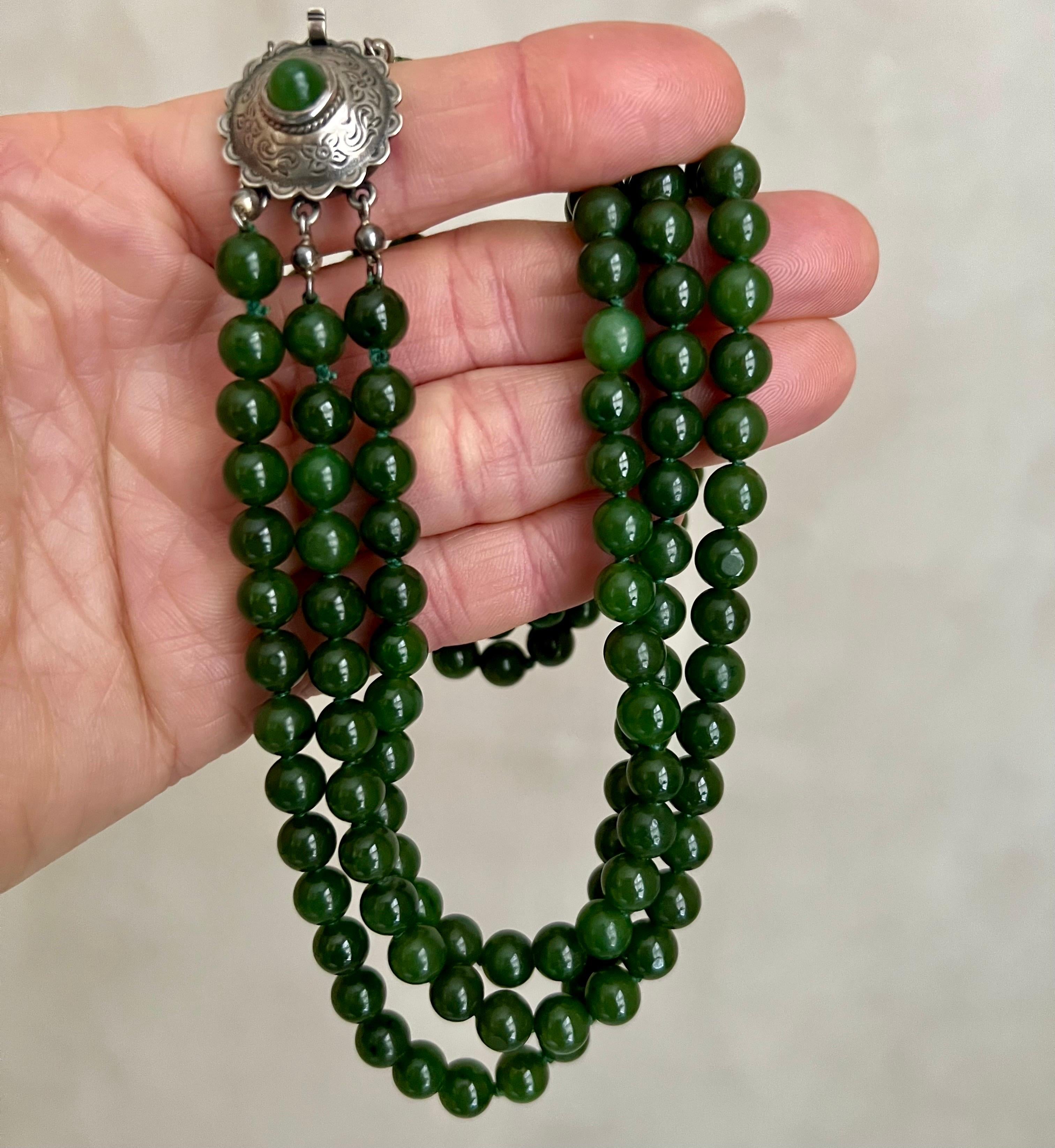 Round Cut Mid-Century Nephrite Jade Thee-Strand Beaded Necklace For Sale