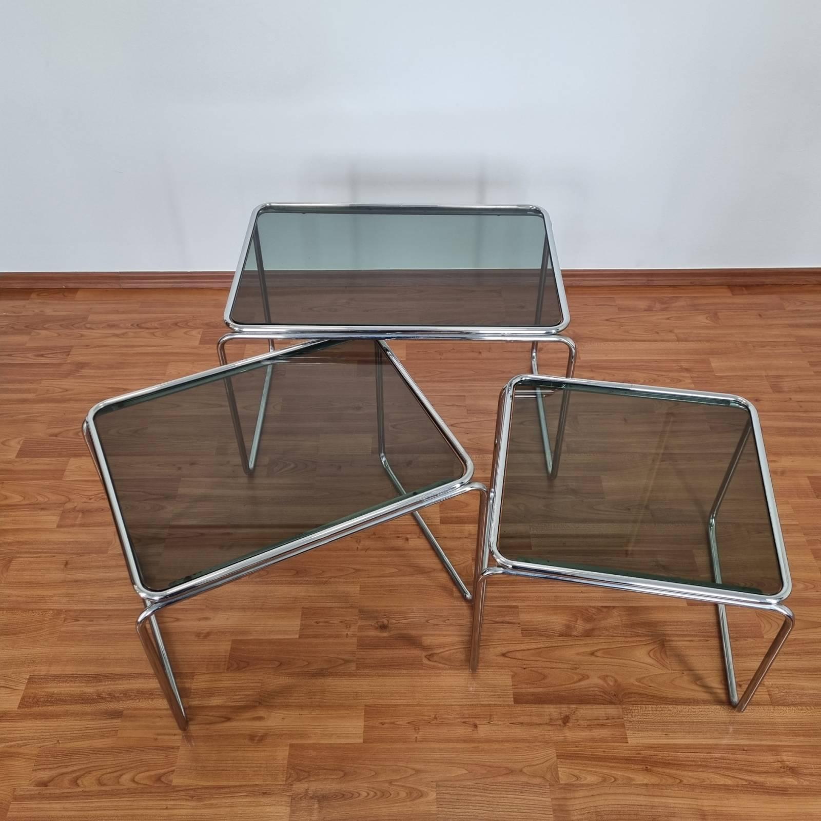 Mid Century Nesting Tables, Bauhaus Style Coffee Tables, 70s, Italy In Good Condition In Lucija, SI