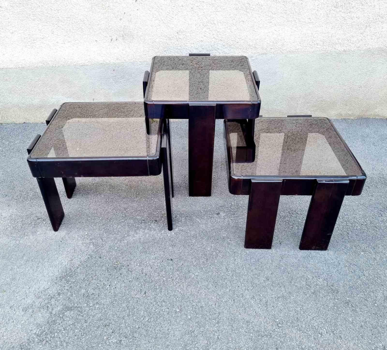 Mid Century Nesting Tables Designed by Gianfranco Frattini for Meblo, Italy 70s For Sale 6