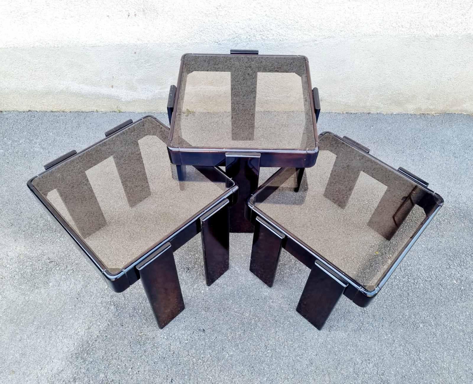 Mid Century Nesting Tables Designed by Gianfranco Frattini for Meblo, Italy 70s In Good Condition For Sale In Lucija, SI