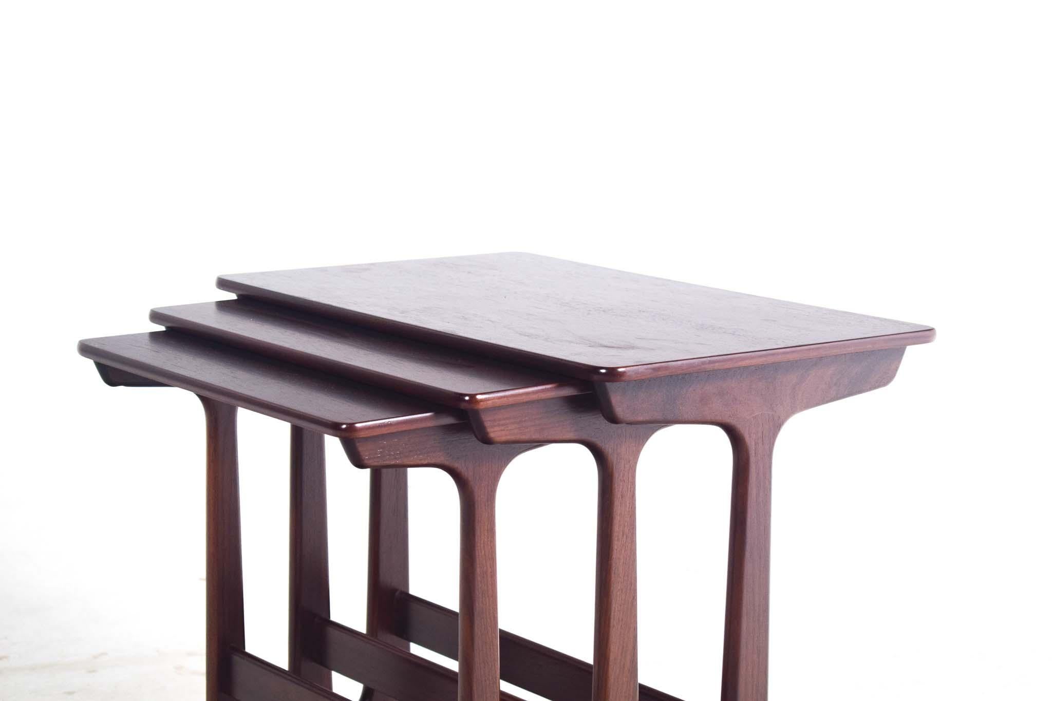 Mid Century Nesting Tables, HM100 by Erling Torvits for Heltborg Mobler In Good Condition For Sale In Lisboa, Lisboa